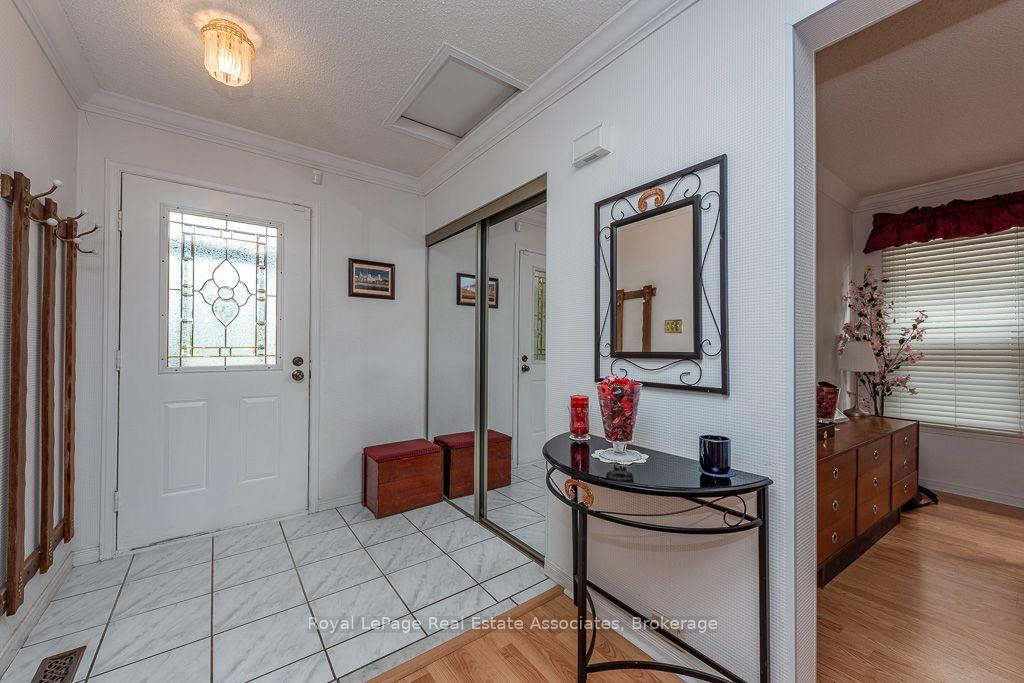 Photo 5 of 4 Nuttall Street, Brampton, Westgate — HOMEH
