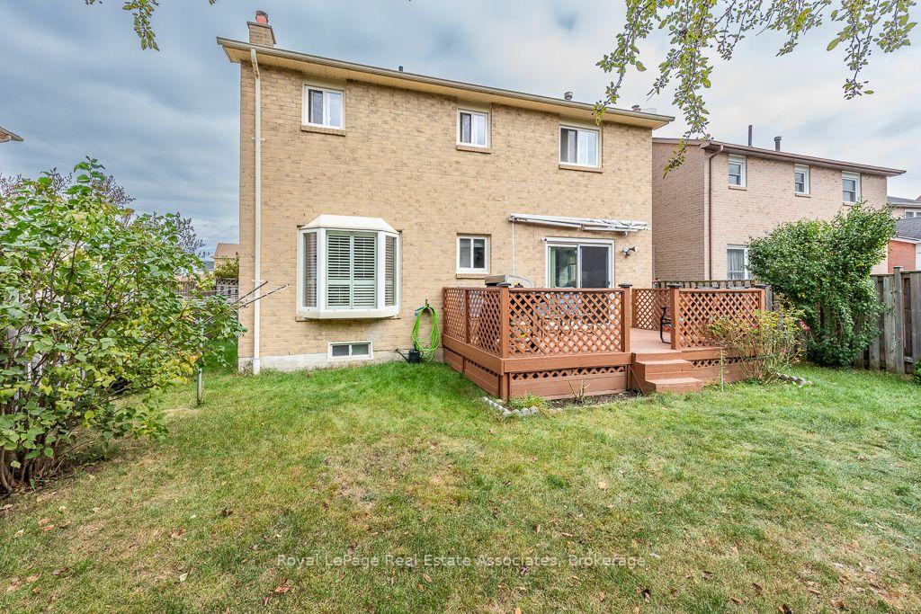 Photo 32 of 4 Nuttall Street, Brampton, Westgate — HOMEH