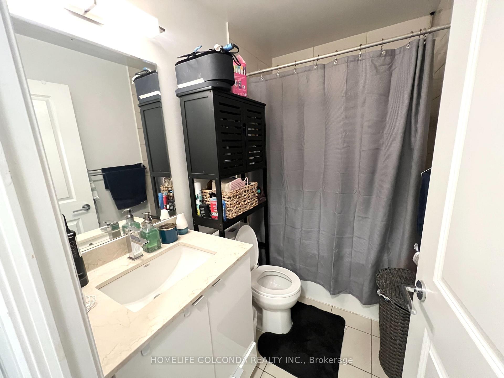 Photo 8 of Unit 710, 60 Annie Craig Drive, Etobicoke, Mimico — HOMEH