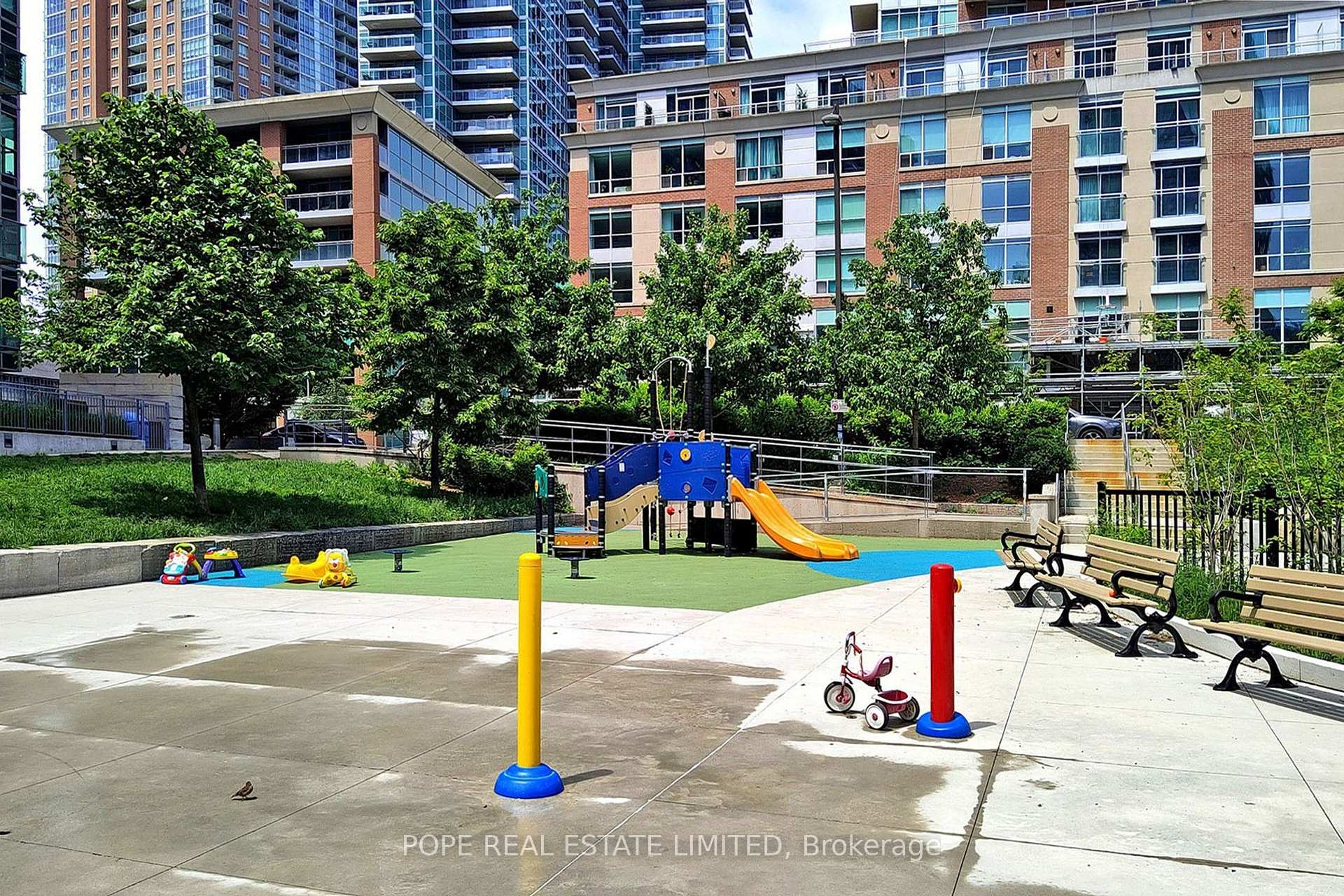 Photo 3 of Unit 616, 85 East Liberty Street, Toronto, Niagara — HOMEH