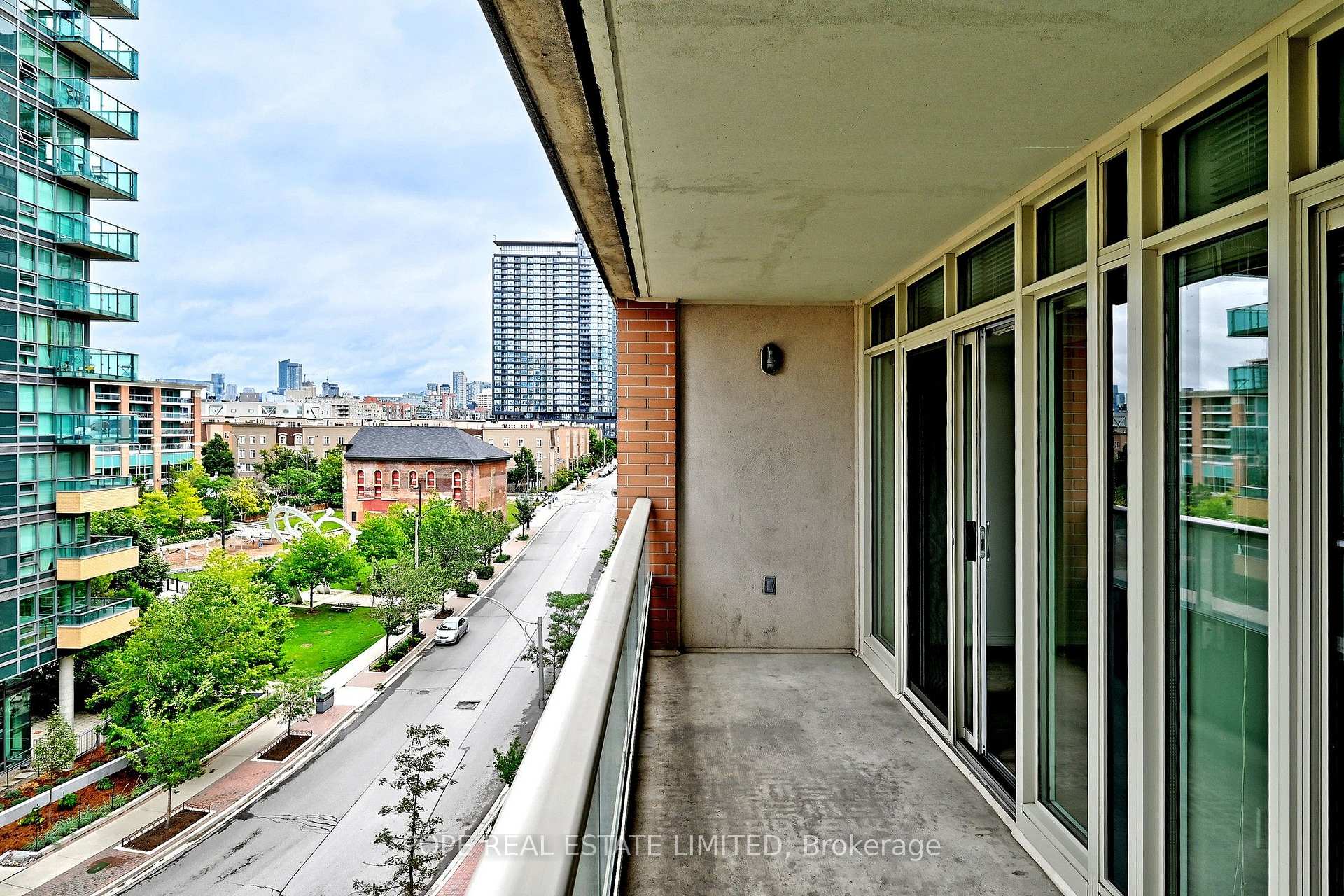 Photo 19 of Unit 616, 85 East Liberty Street, Toronto, Niagara — HOMEH