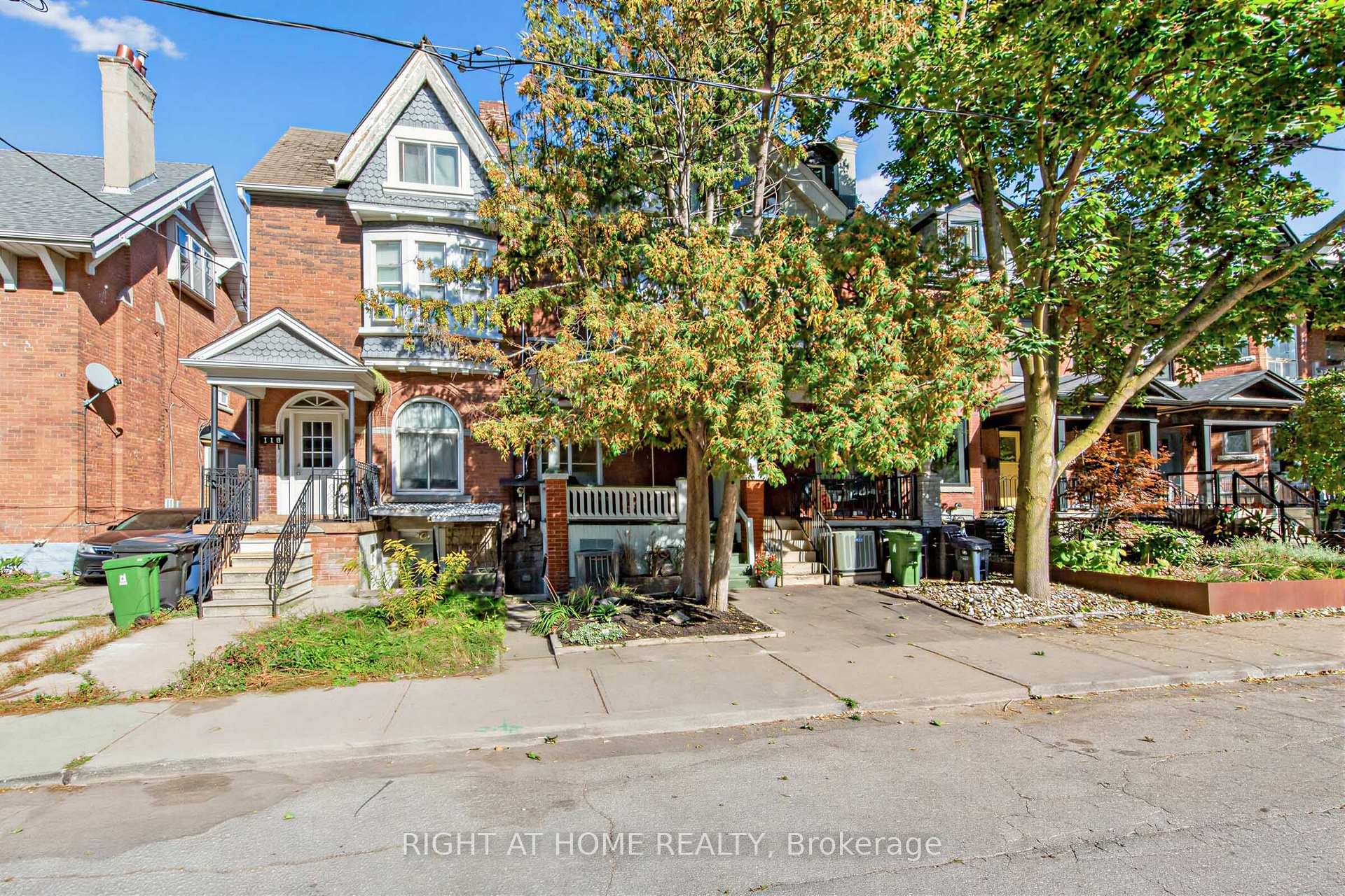 Photo 1 of 117 Concord Avenue, Toronto, Palmerston-Little Italy — HOMEH