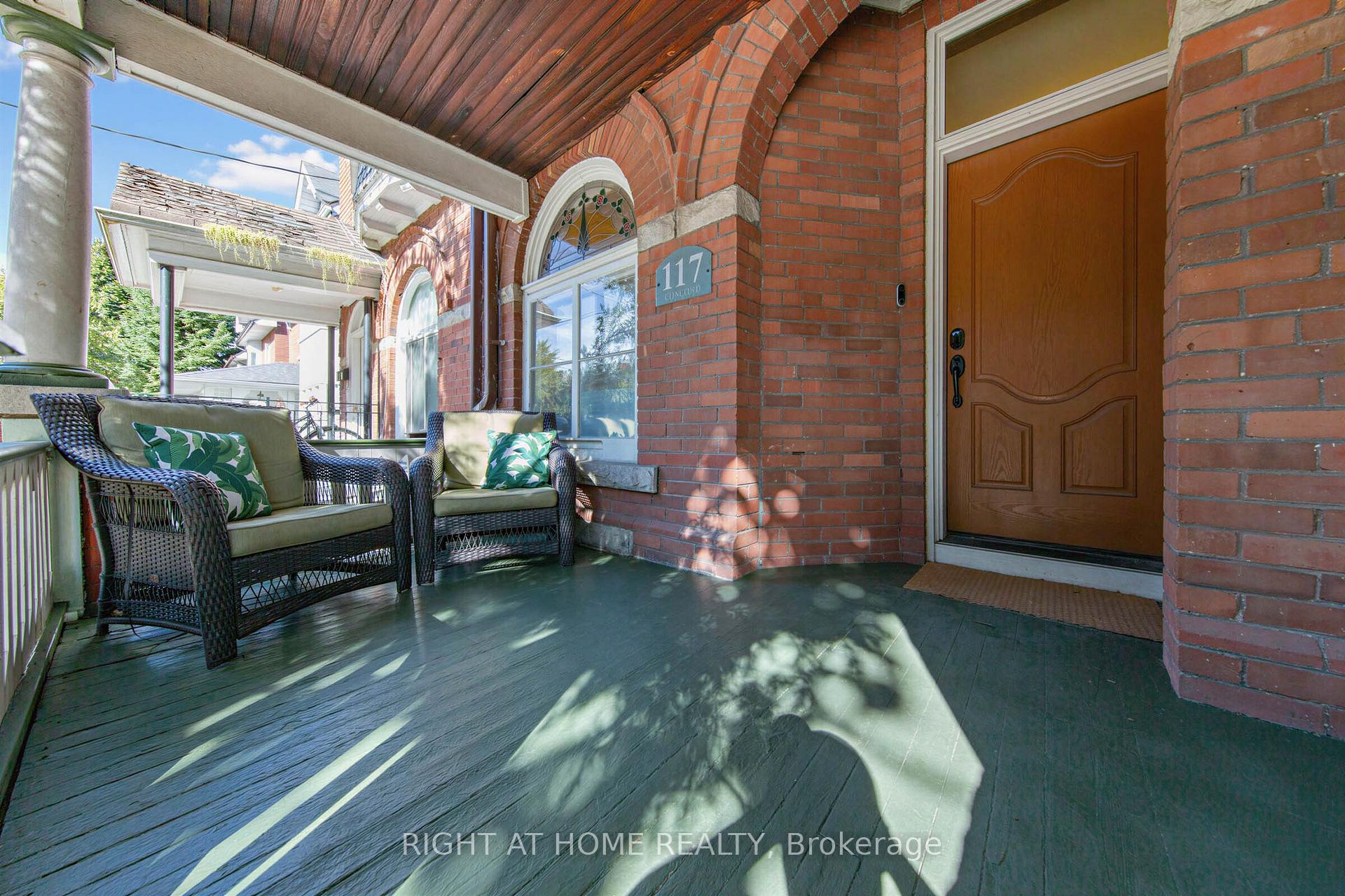 Photo 3 of 117 Concord Avenue, Toronto, Palmerston-Little Italy — HOMEH