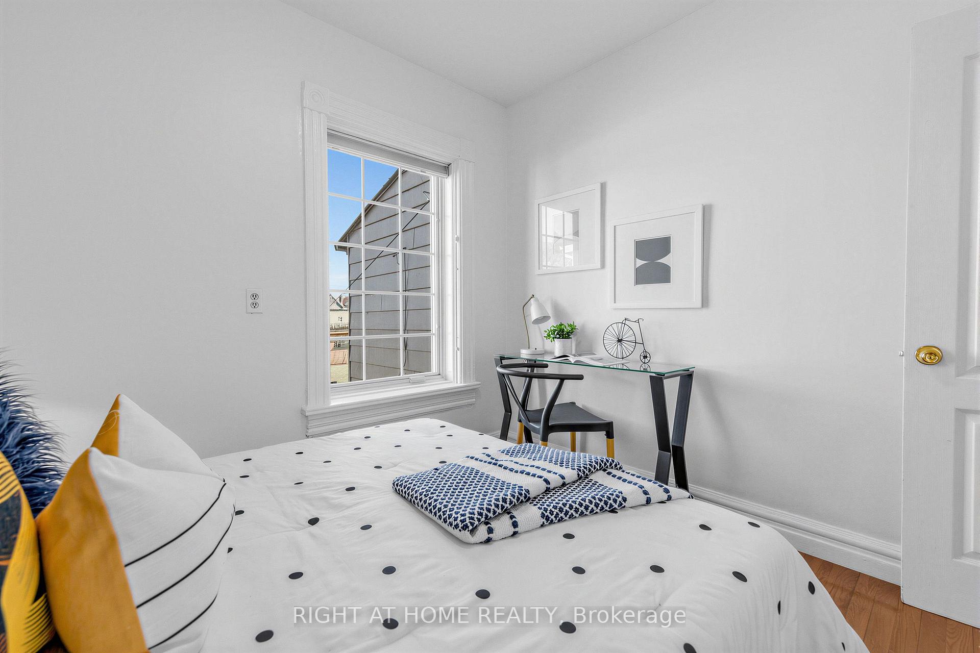 Photo 13 of 117 Concord Avenue, Toronto, Palmerston-Little Italy — HOMEH