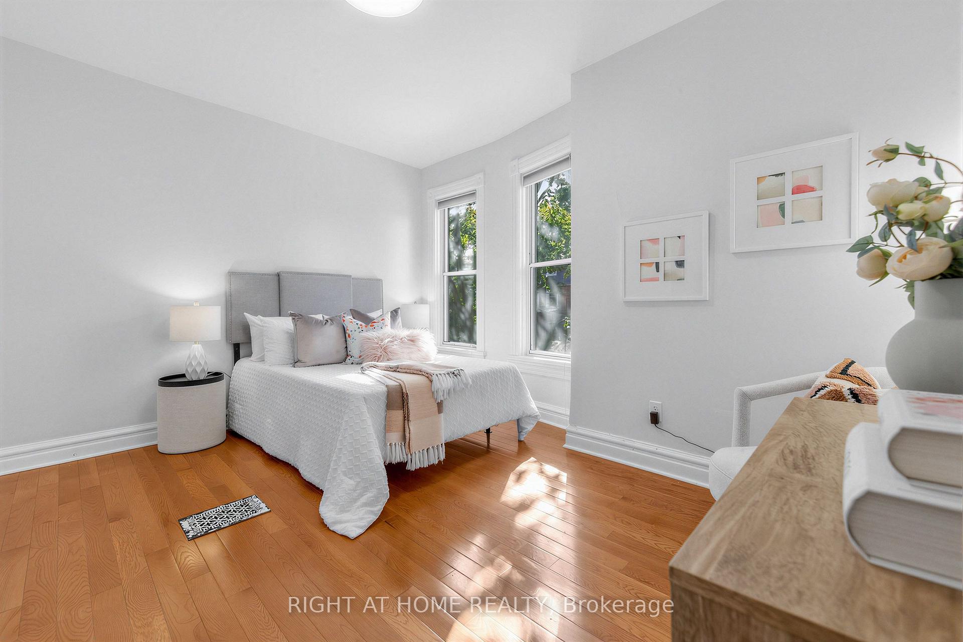 Photo 18 of 117 Concord Avenue, Toronto, Palmerston-Little Italy — HOMEH