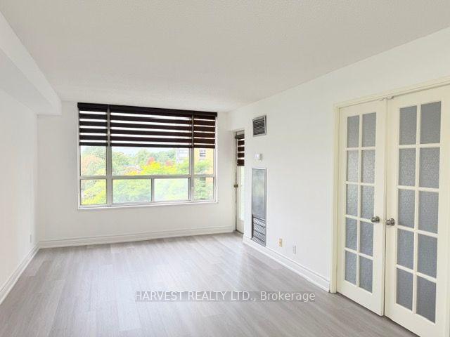 Photo 7 of Unit 710, 100 Upper Madison Avenue, North York, Lansing-Westgate — HOMEH