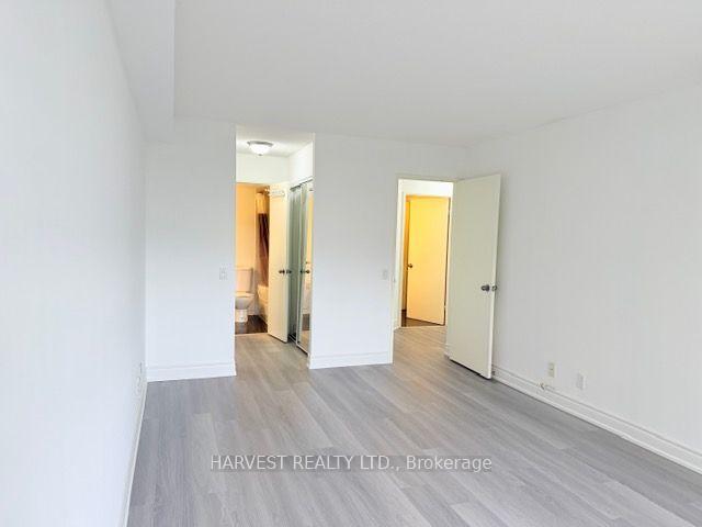 Photo 11 of Unit 710, 100 Upper Madison Avenue, North York, Lansing-Westgate — HOMEH