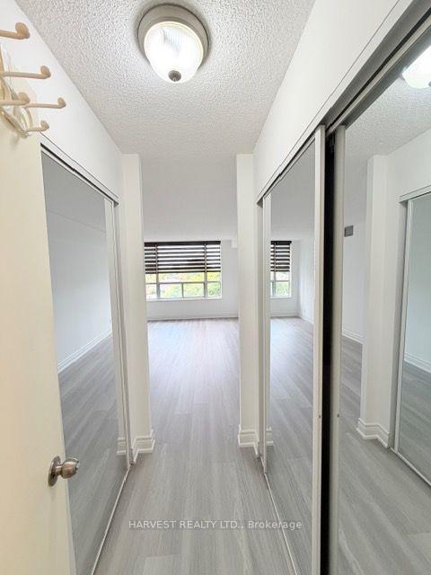 Photo 15 of Unit 710, 100 Upper Madison Avenue, North York, Lansing-Westgate — HOMEH