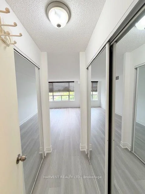 Photo 14 of Unit 710, 100 Upper Madison Avenue, North York, Lansing-Westgate — HOMEH