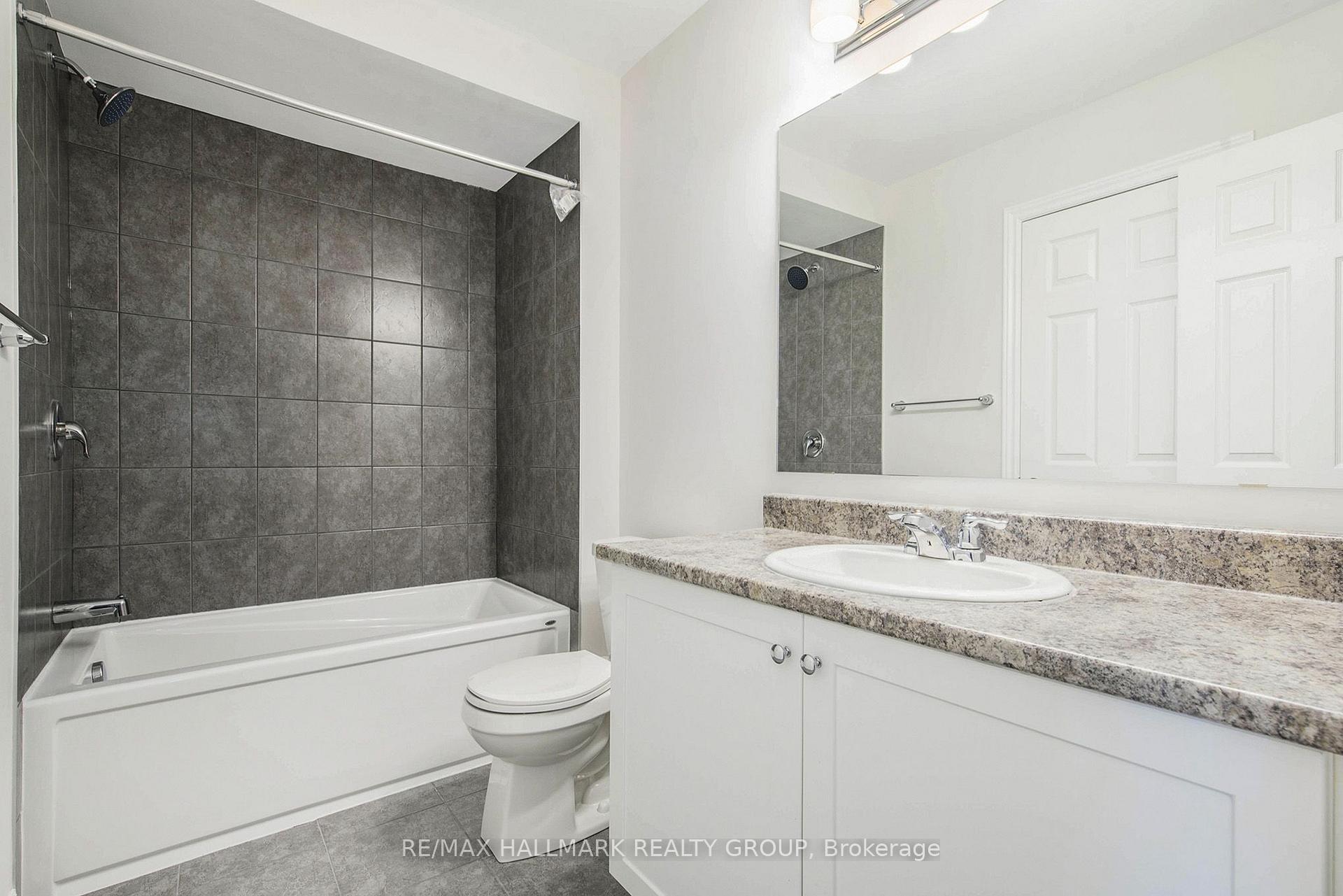 Photo 13 of 300 Zenith Private, Ottawa, Barrhaven - Half Moon Bay — HOMEH