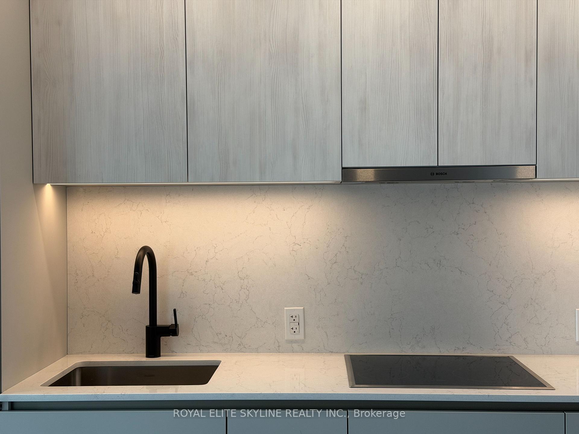Photo 4 of Unit 4801, 609 Sherbourne Street, Toronto, North St. James Town — HOMEH