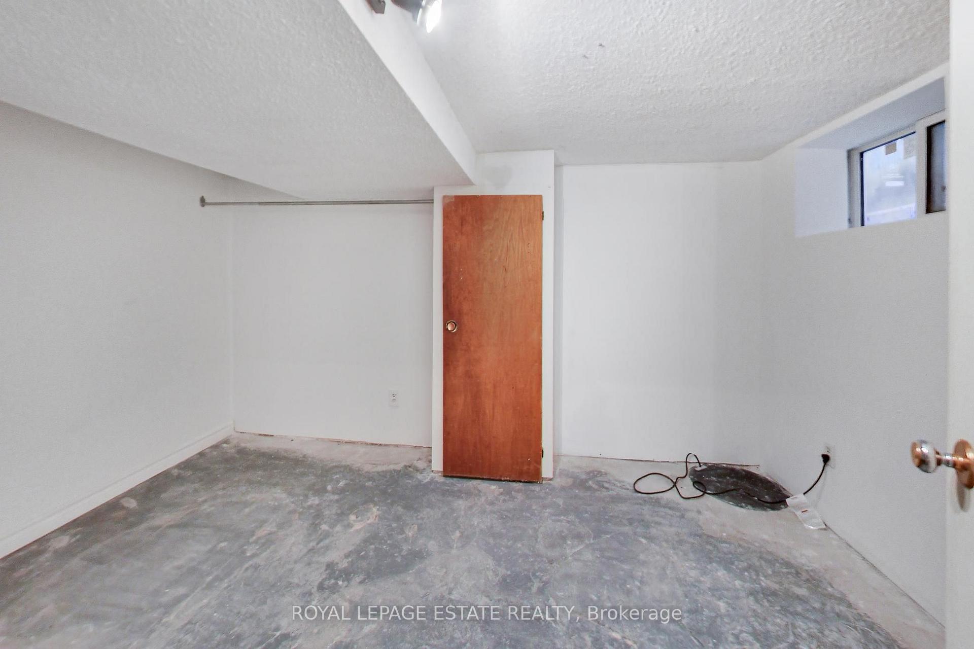 Photo 18 of 20 Stephenson Avenue, Toronto, East End-Danforth — HOMEH