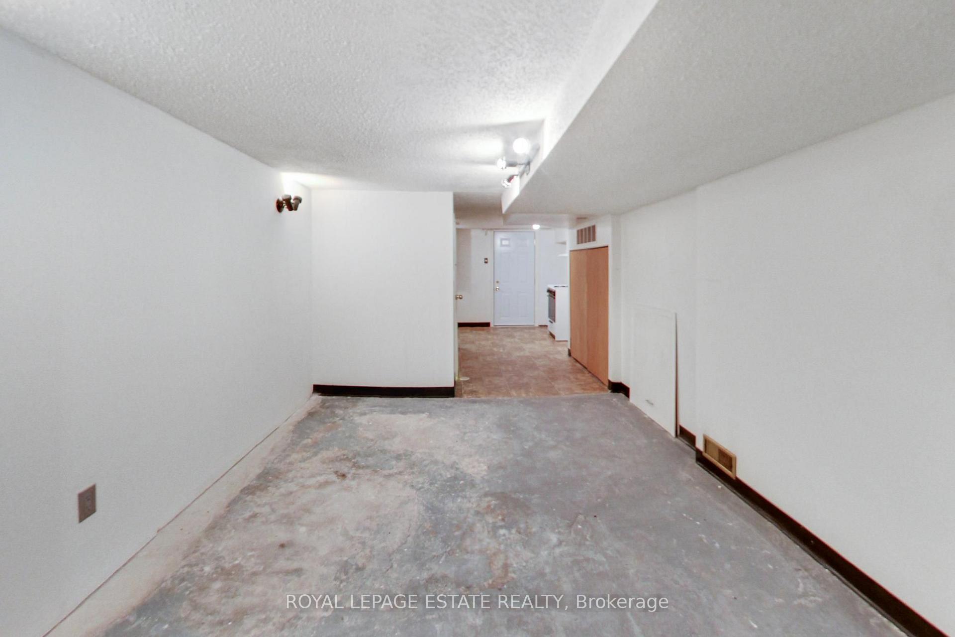 Photo 19 of 20 Stephenson Avenue, Toronto, East End-Danforth — HOMEH