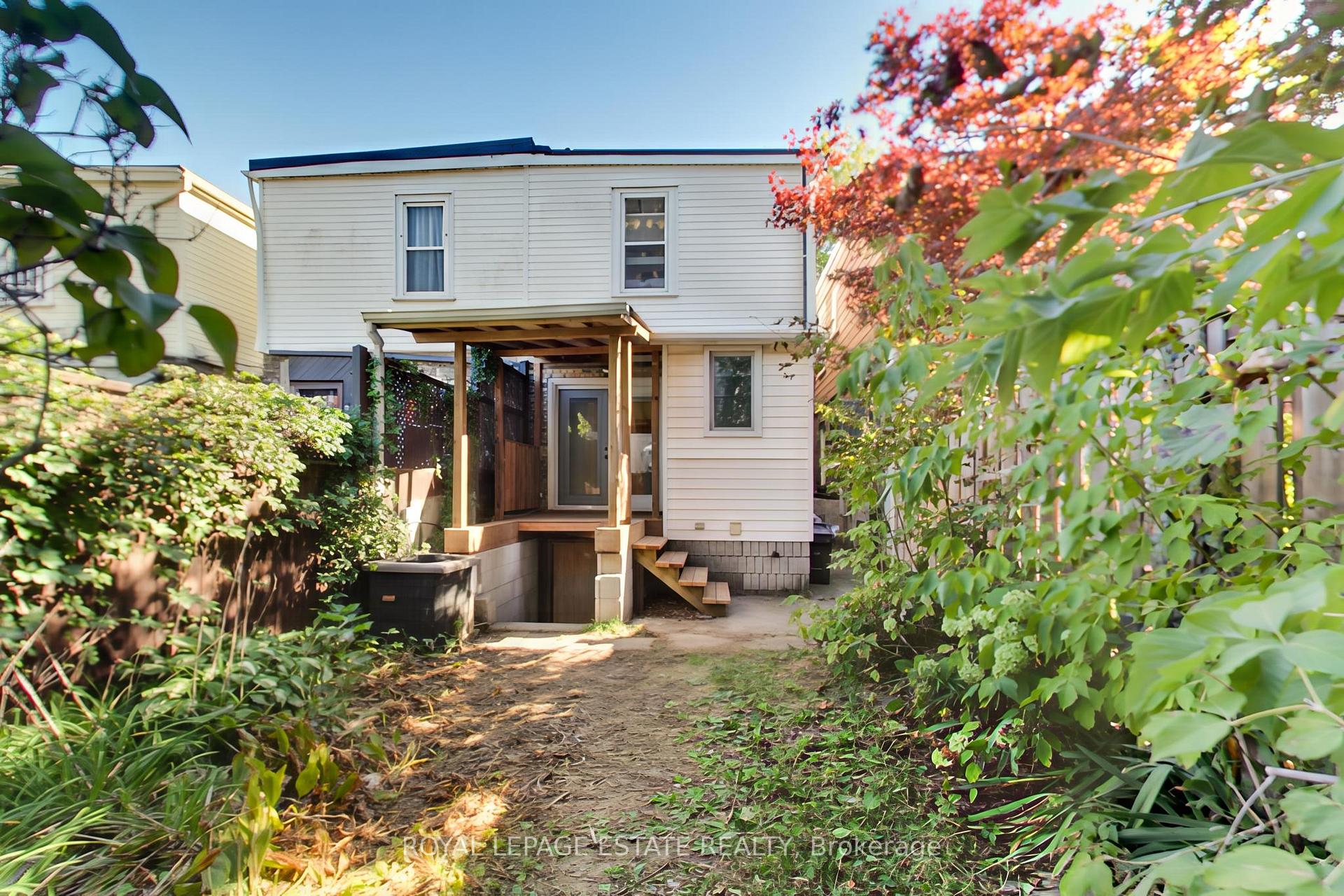 Photo 23 of 20 Stephenson Avenue, Toronto, East End-Danforth — HOMEH