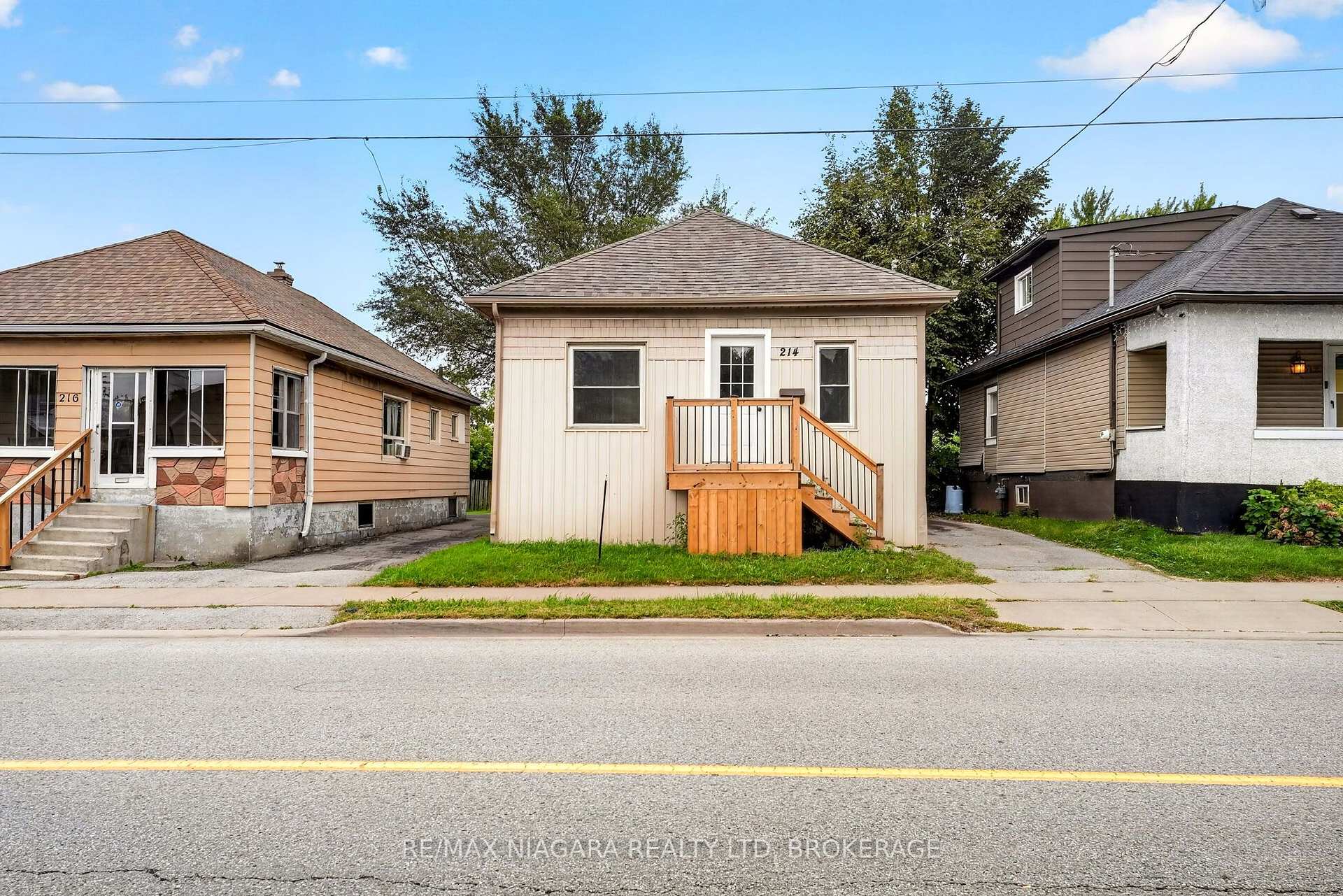 Photo of 214 Niagara Street