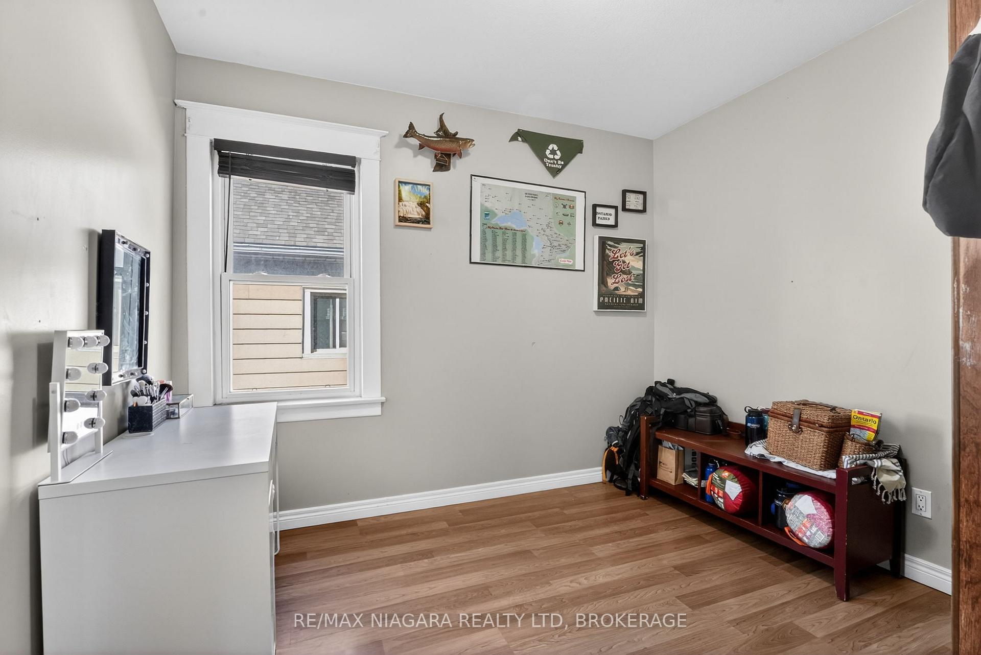 Photo 20 of 214 Niagara Street, St. Catharines, Facer — HOMEH
