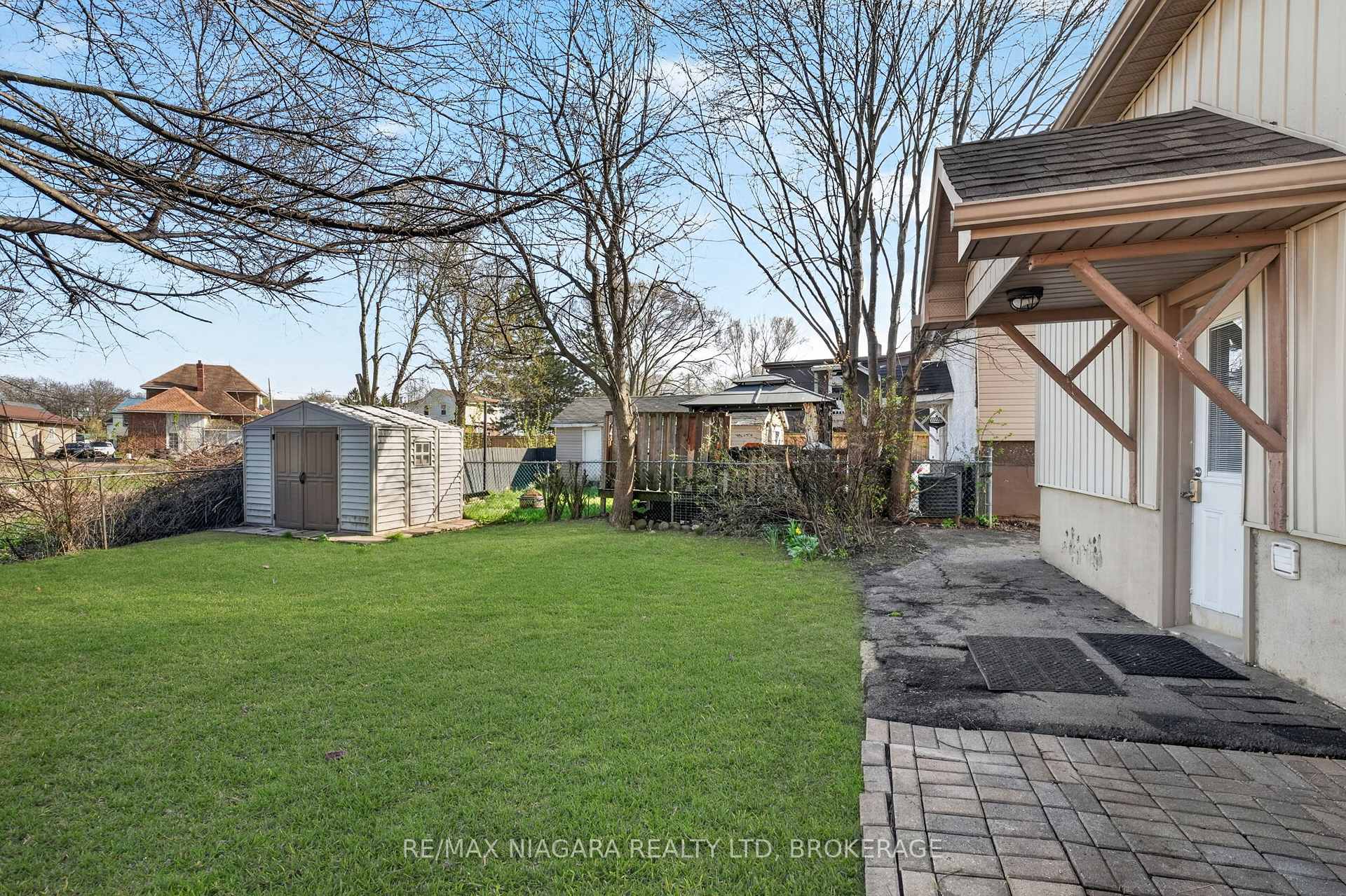 Photo 37 of 214 Niagara Street, St. Catharines, Facer — HOMEH