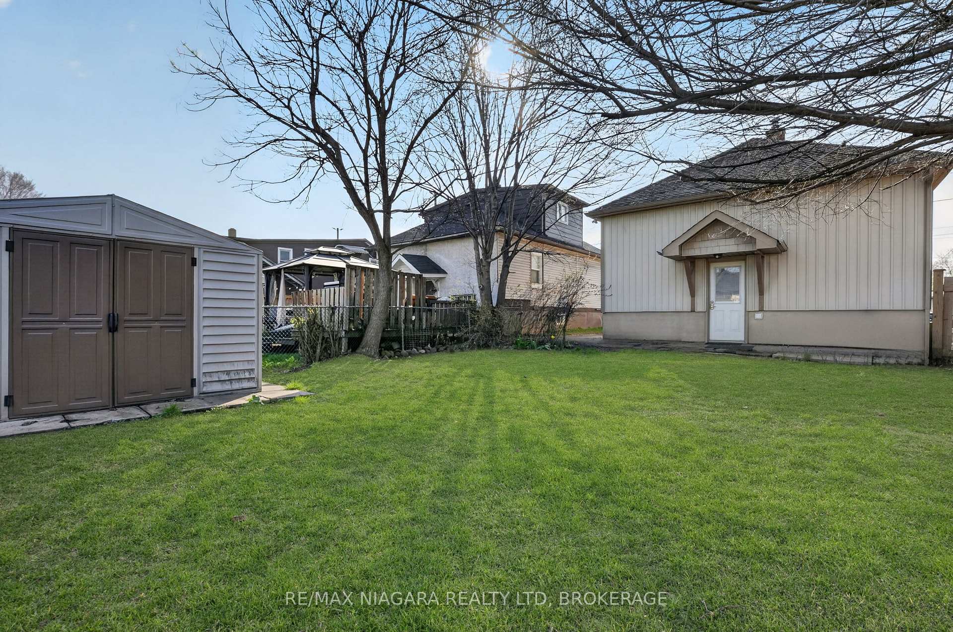 Photo 38 of 214 Niagara Street, St. Catharines, Facer — HOMEH