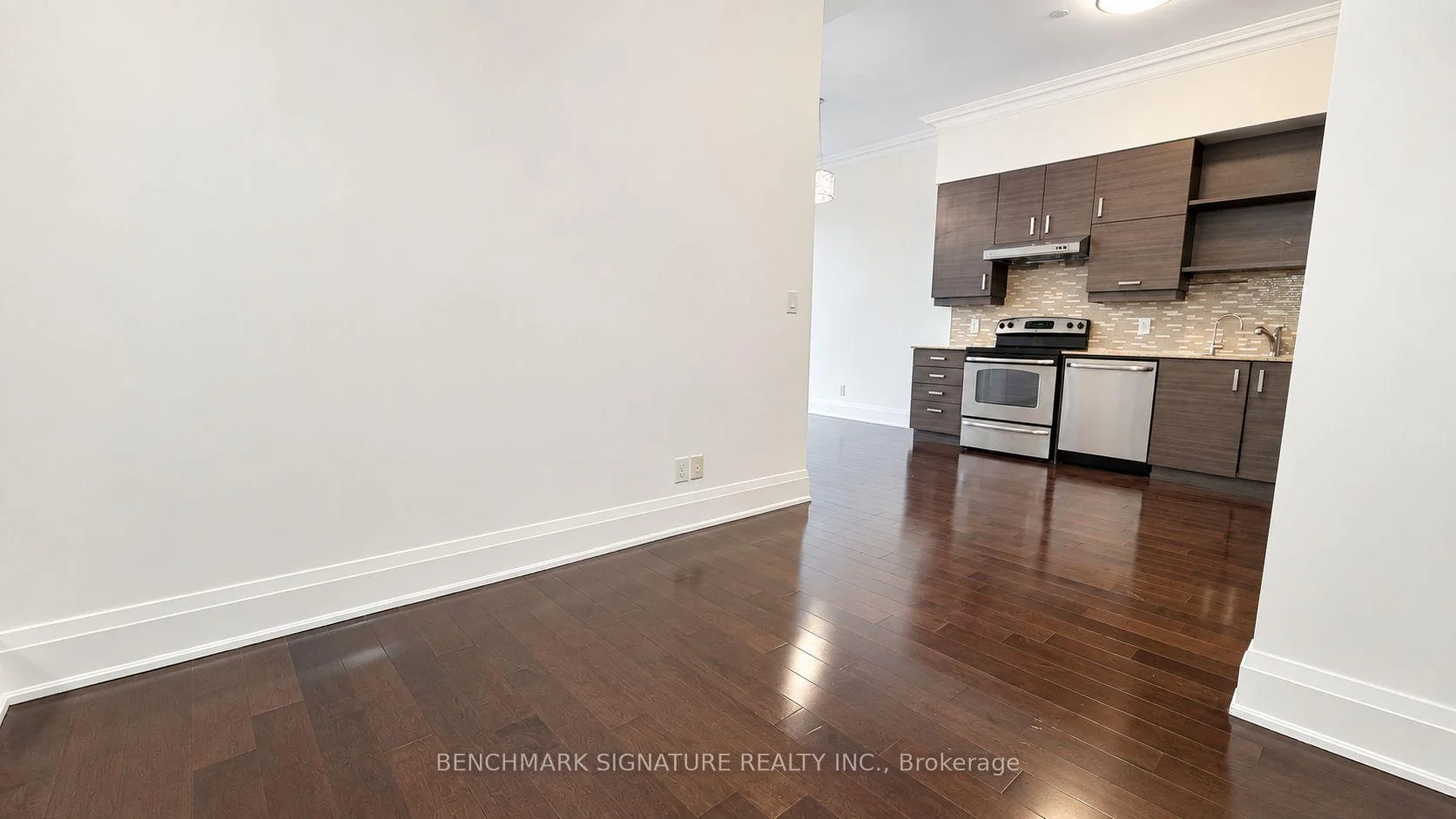 Photo 18 of Unit Ph12, 8228 Birchmount Road, Markham, Unionville — HOMEH