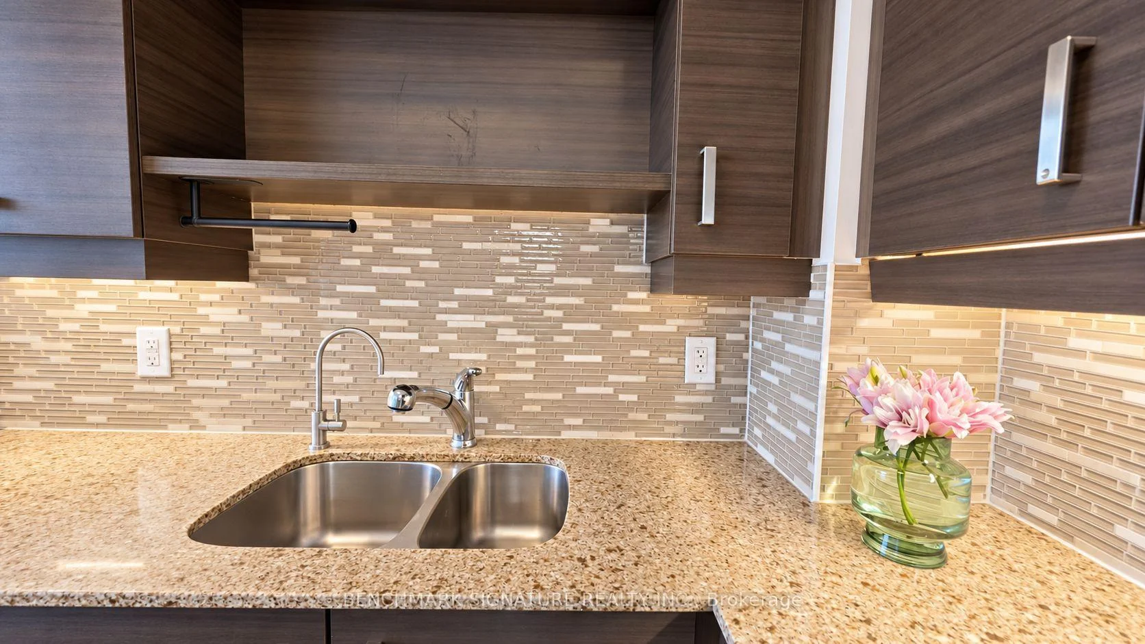 Photo 36 of Unit Ph12, 8228 Birchmount Road, Markham, Unionville — HOMEH