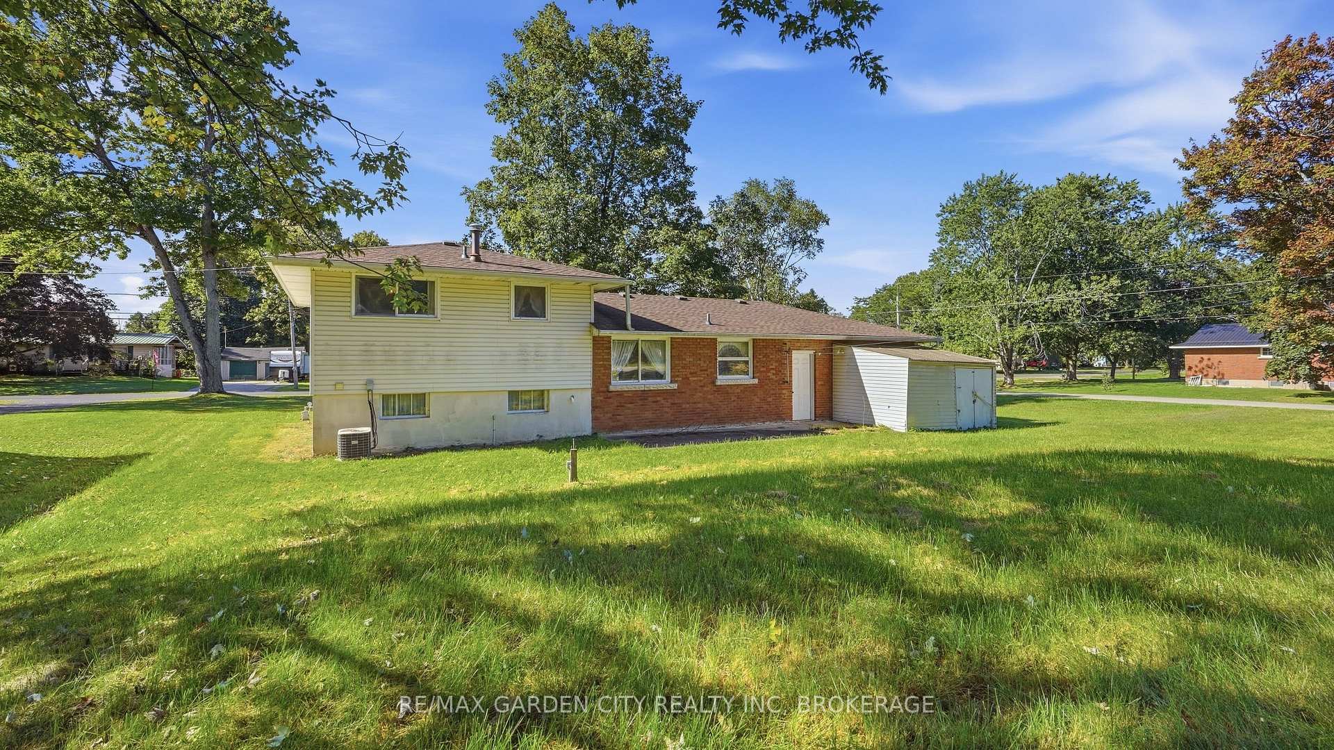 Photo 32 of 125 Inman Road, Haldimand, Dunnville — HOMEH