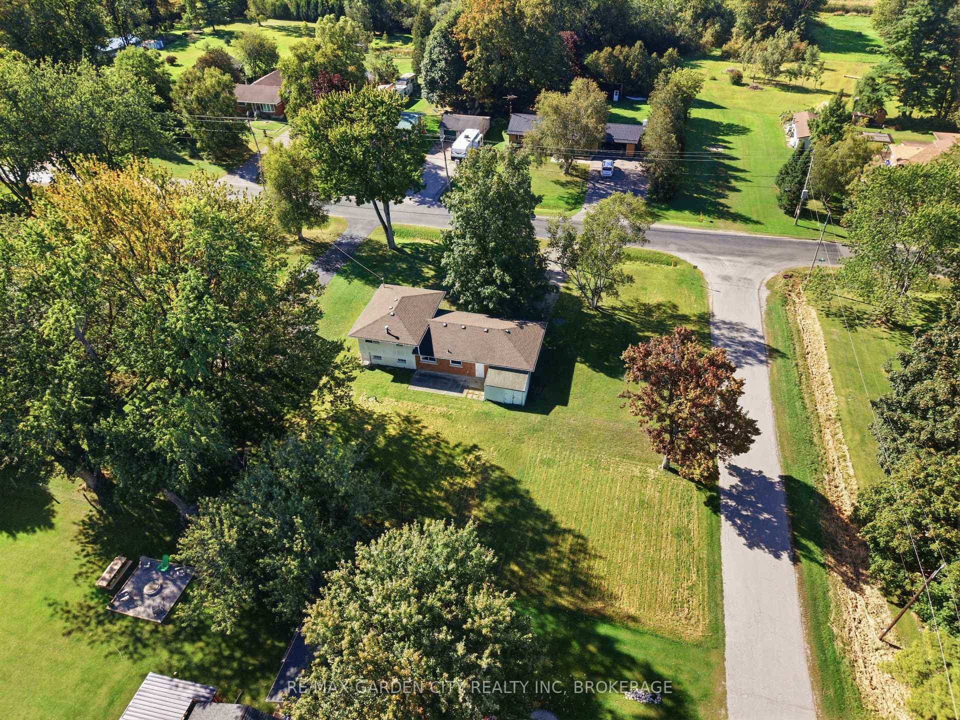Photo 37 of 125 Inman Road, Haldimand, Dunnville — HOMEH
