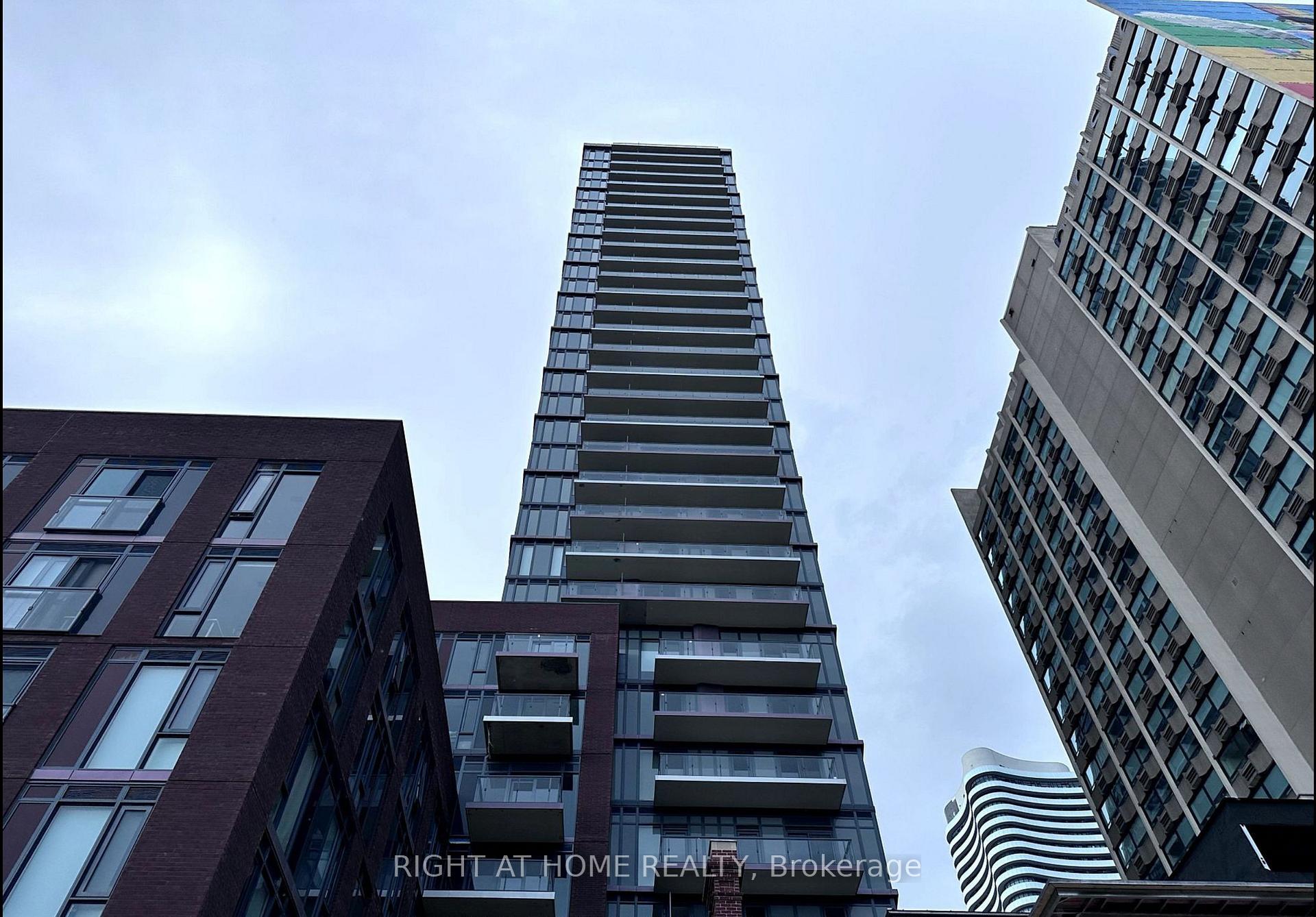 Front of Unit 3310, 308 Jarvis Street