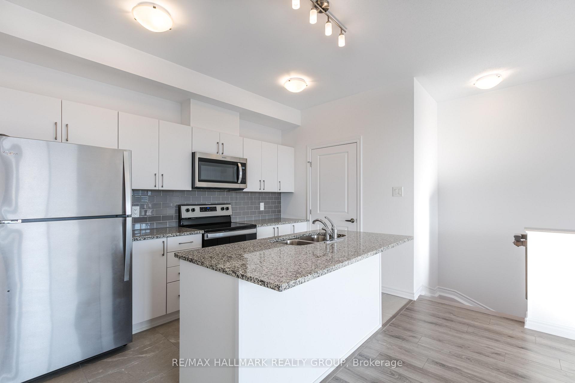 Photo 6 of 60 Jaguar Private, Ottawa, Kanata - Emerald Meadows/Trailwest — HOMEH