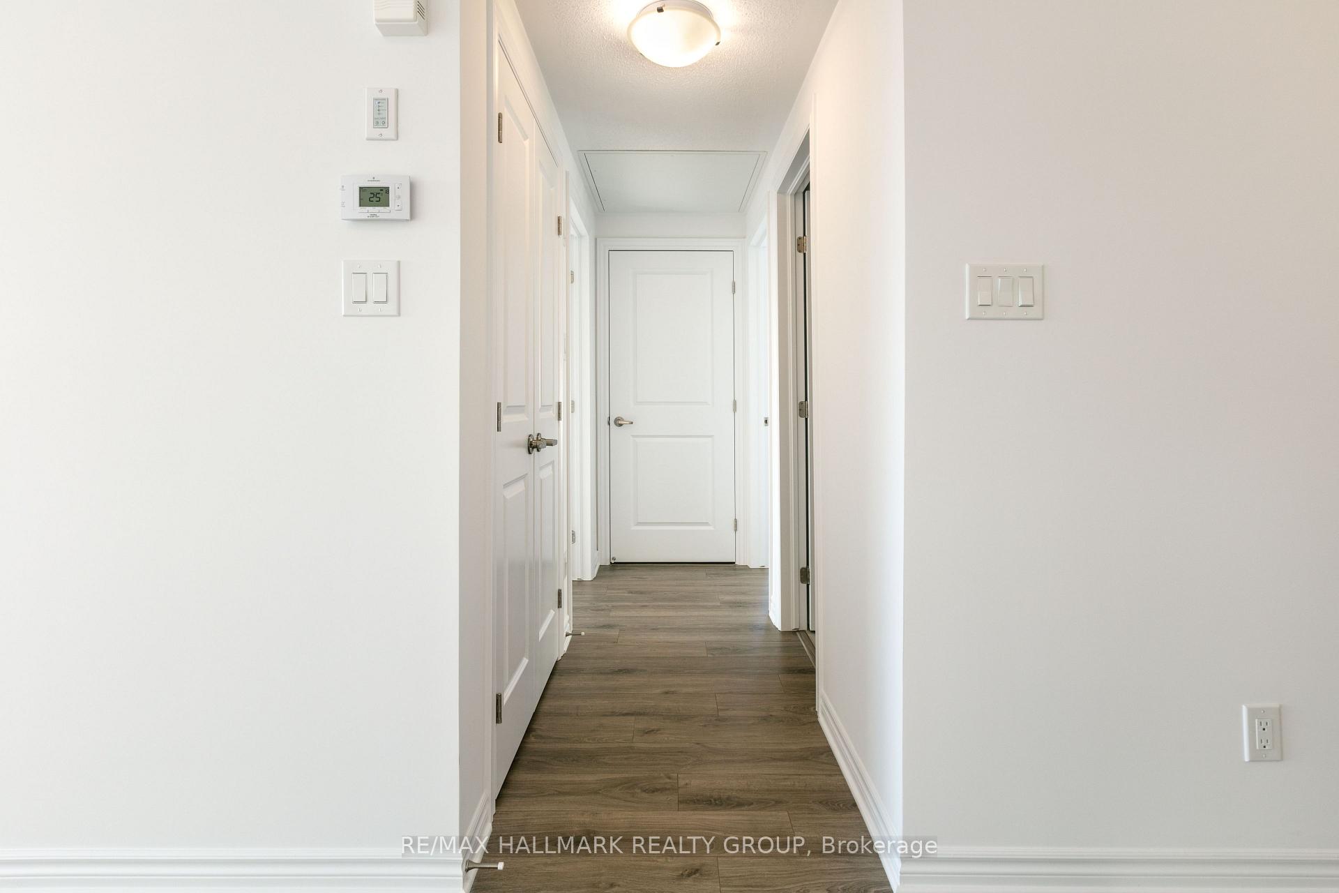 Photo 9 of 60 Jaguar Private, Ottawa, Kanata - Emerald Meadows/Trailwest — HOMEH