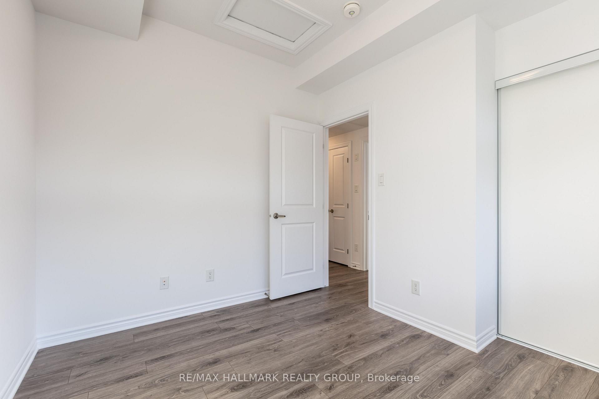 Photo 15 of 60 Jaguar Private, Ottawa, Kanata - Emerald Meadows/Trailwest — HOMEH