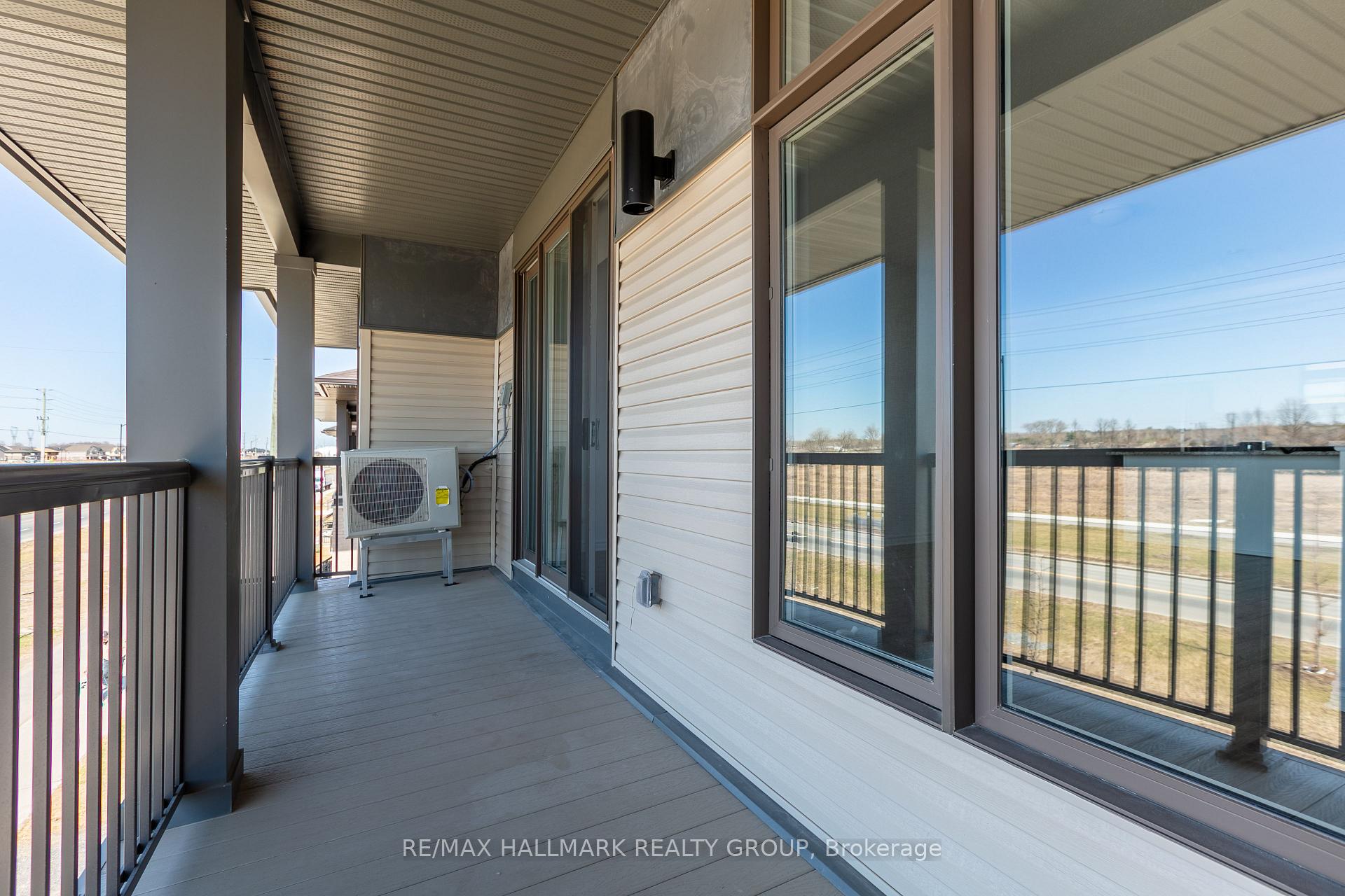 Photo 18 of 60 Jaguar Private, Ottawa, Kanata - Emerald Meadows/Trailwest — HOMEH