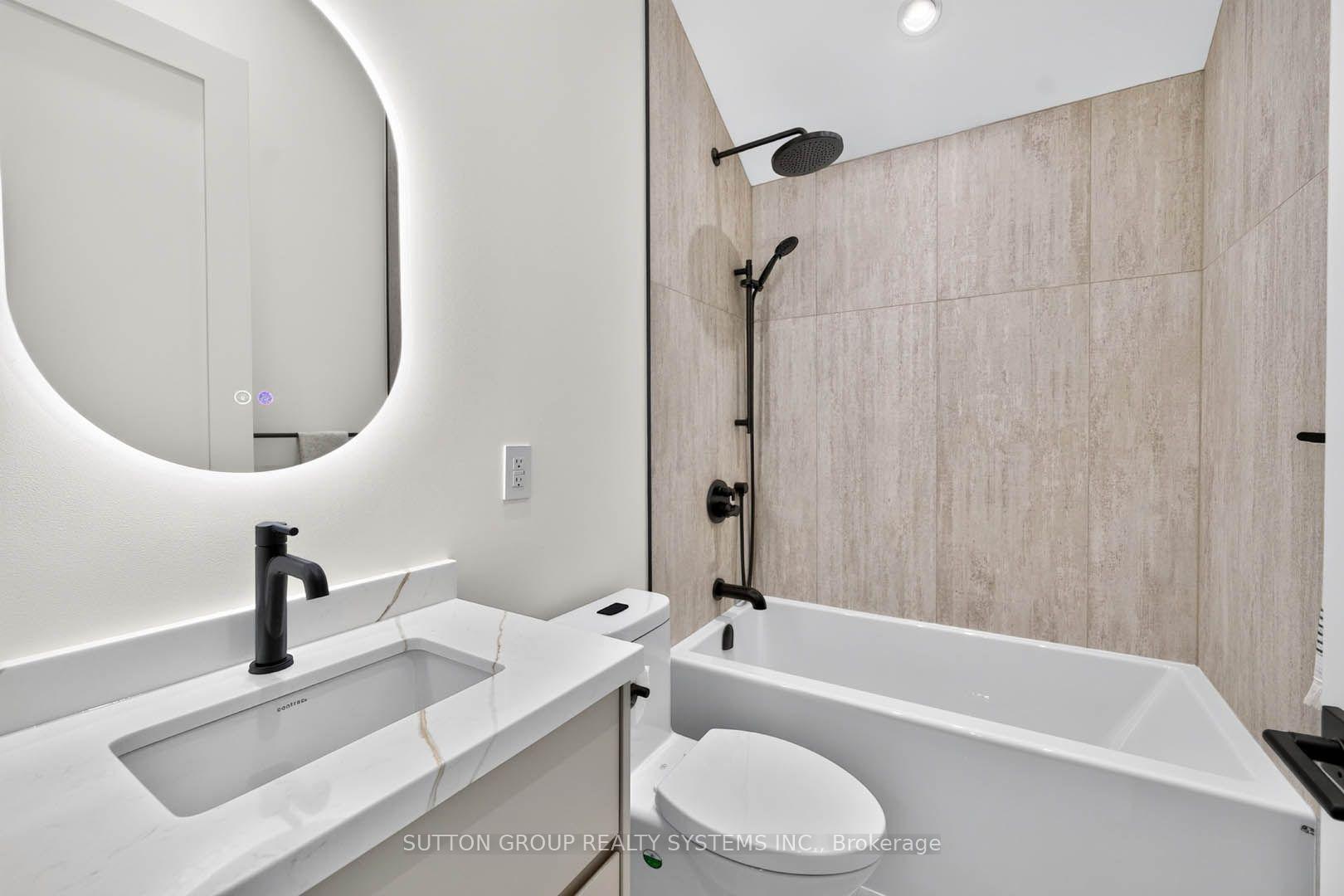 Photo 33 of 272 Renforth Drive, Etobicoke, Markland Wood — HOMEH
