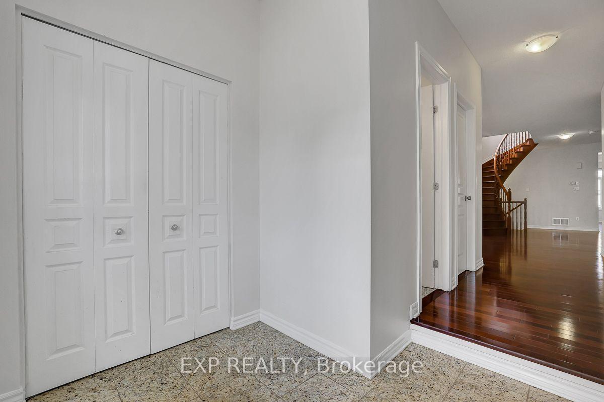 Photo 5 of 217 Claridge Drive, Ottawa, Barrhaven - Longfields — HOMEH