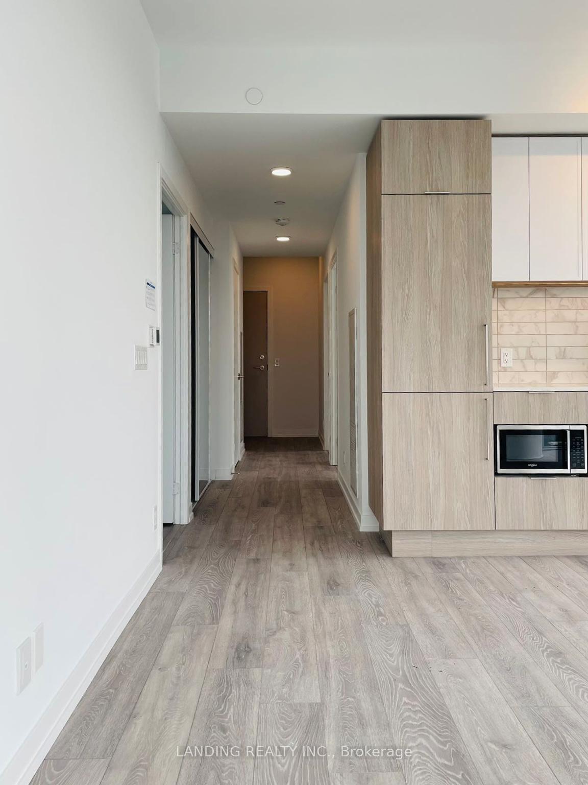 Photo 6 of Unit 1721, 2020 bathurst Street, Toronto, Humewood-Cedarvale — HOMEH