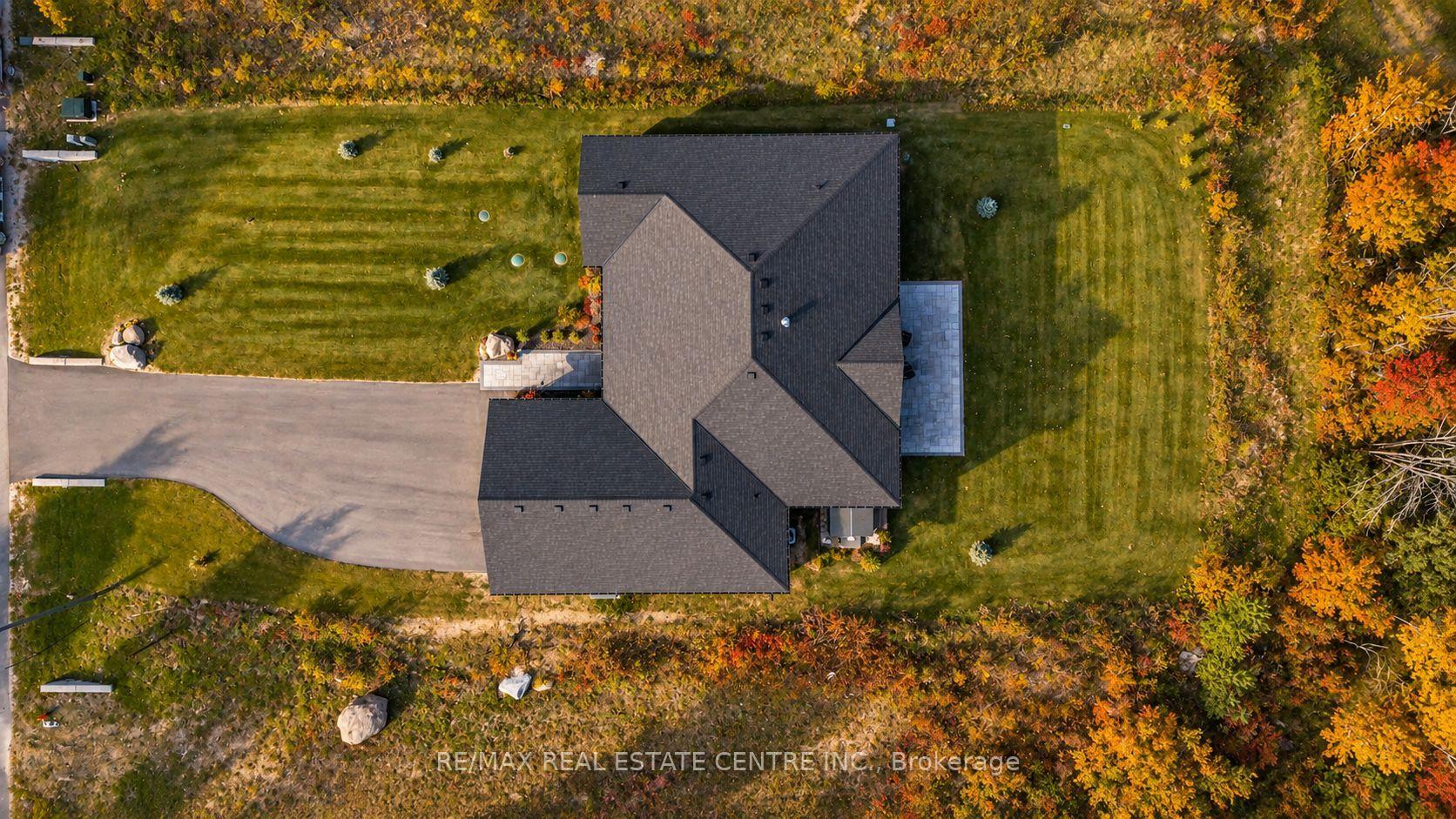Photo 47 of 289 Centennial Drive, Midland — HOMEH