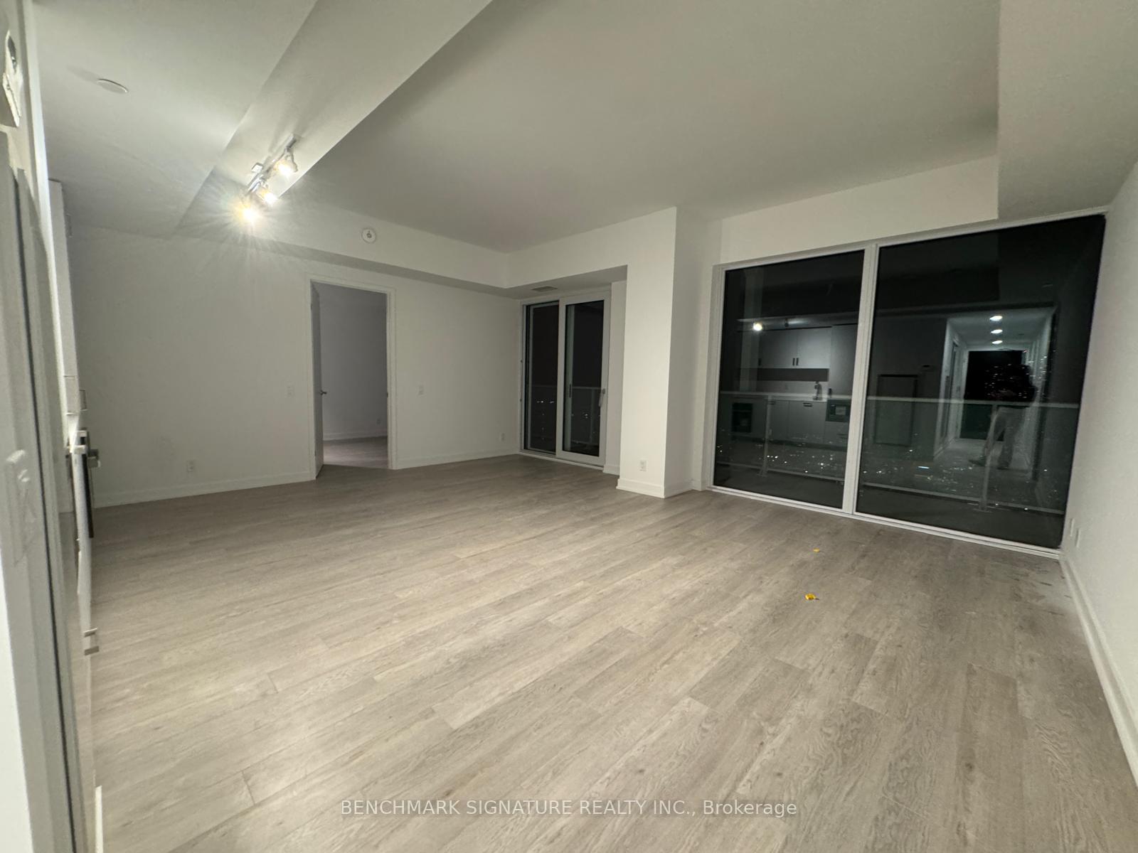 Photo 3 of Unit 5806, 88 Queen Street E, Toronto, Church-Yonge Corridor — HOMEH