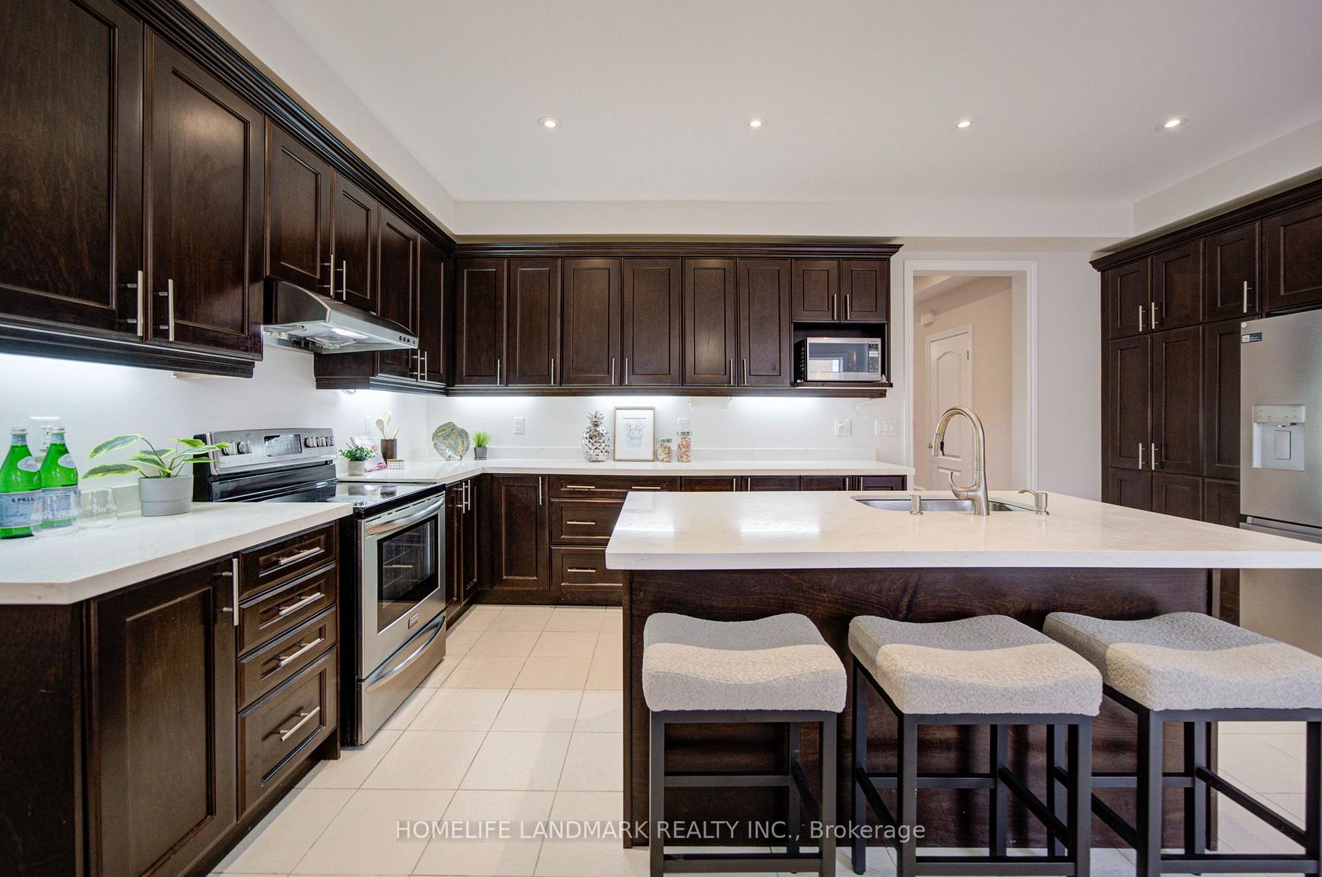 Photo 26 of 17 Etherington Way, Markham, Victoria Square — HOMEH