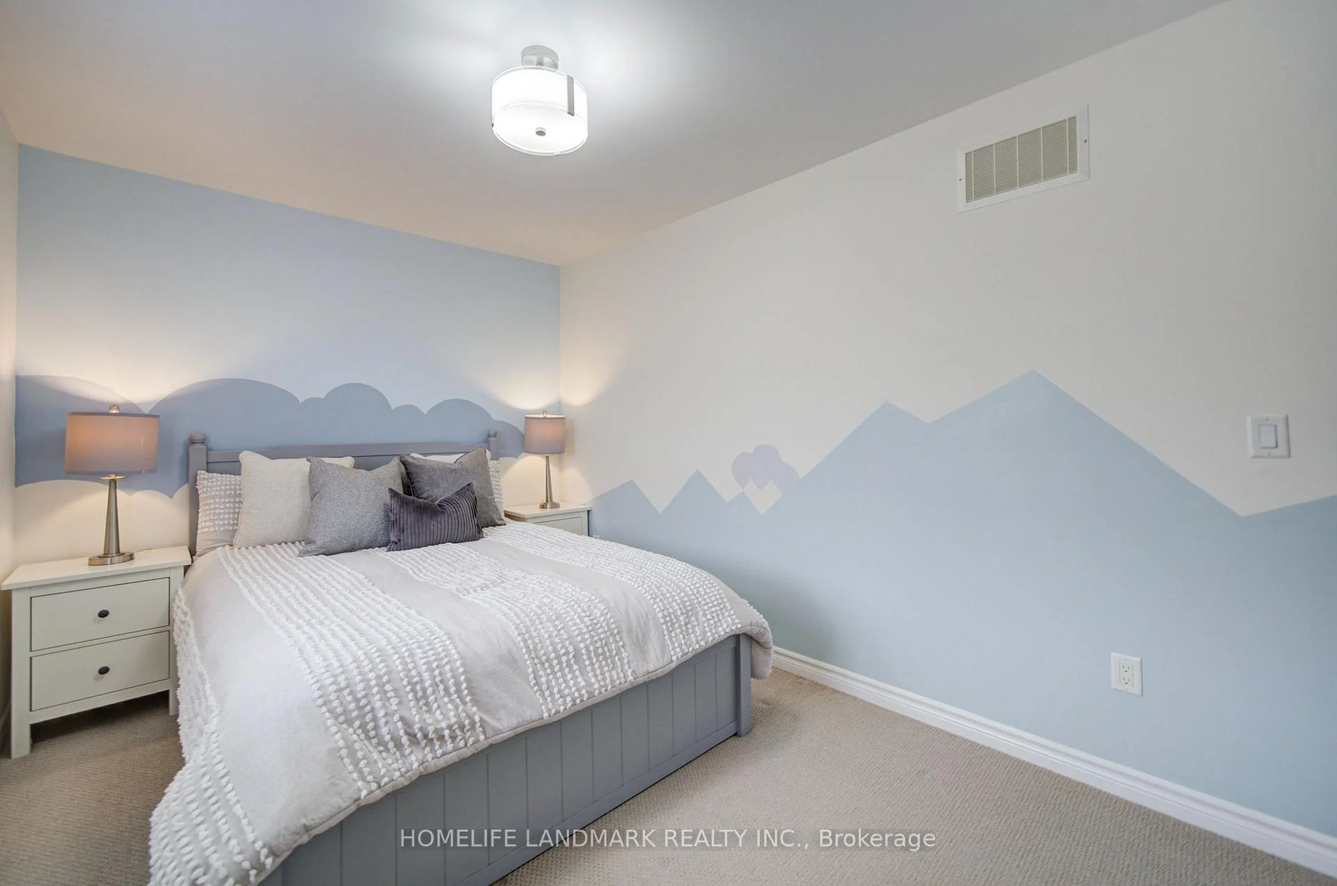 Photo 63 of 17 Etherington Way, Markham, Victoria Square — HOMEH