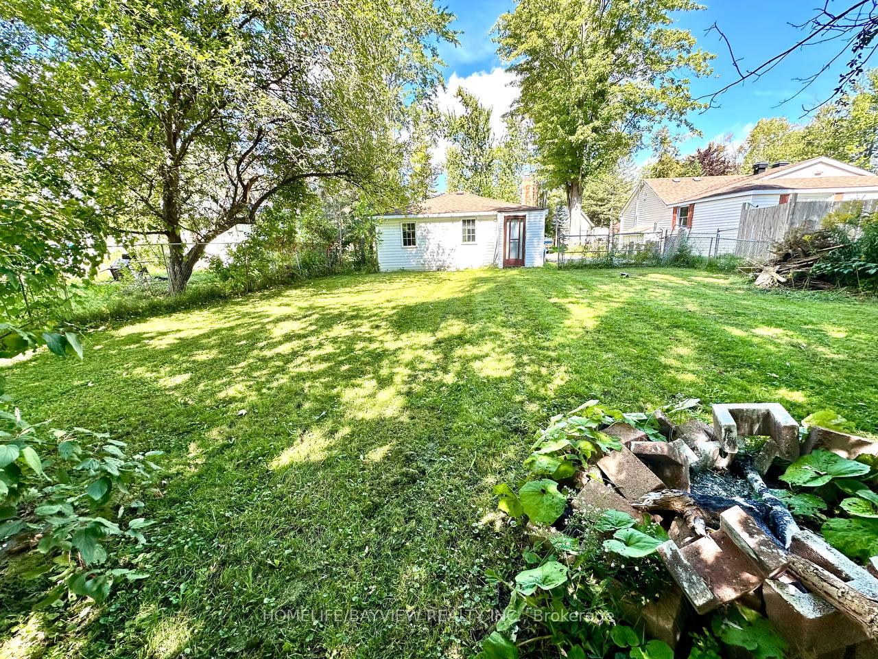 Photo 16 of 1119 Poplar Drive, Innisfil, Gilford — HOMEH