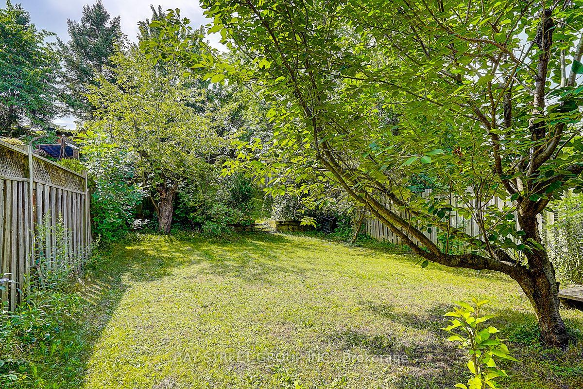 Photo 31 of 304 Charlton Avenue, Vaughan, Brownridge — HOMEH