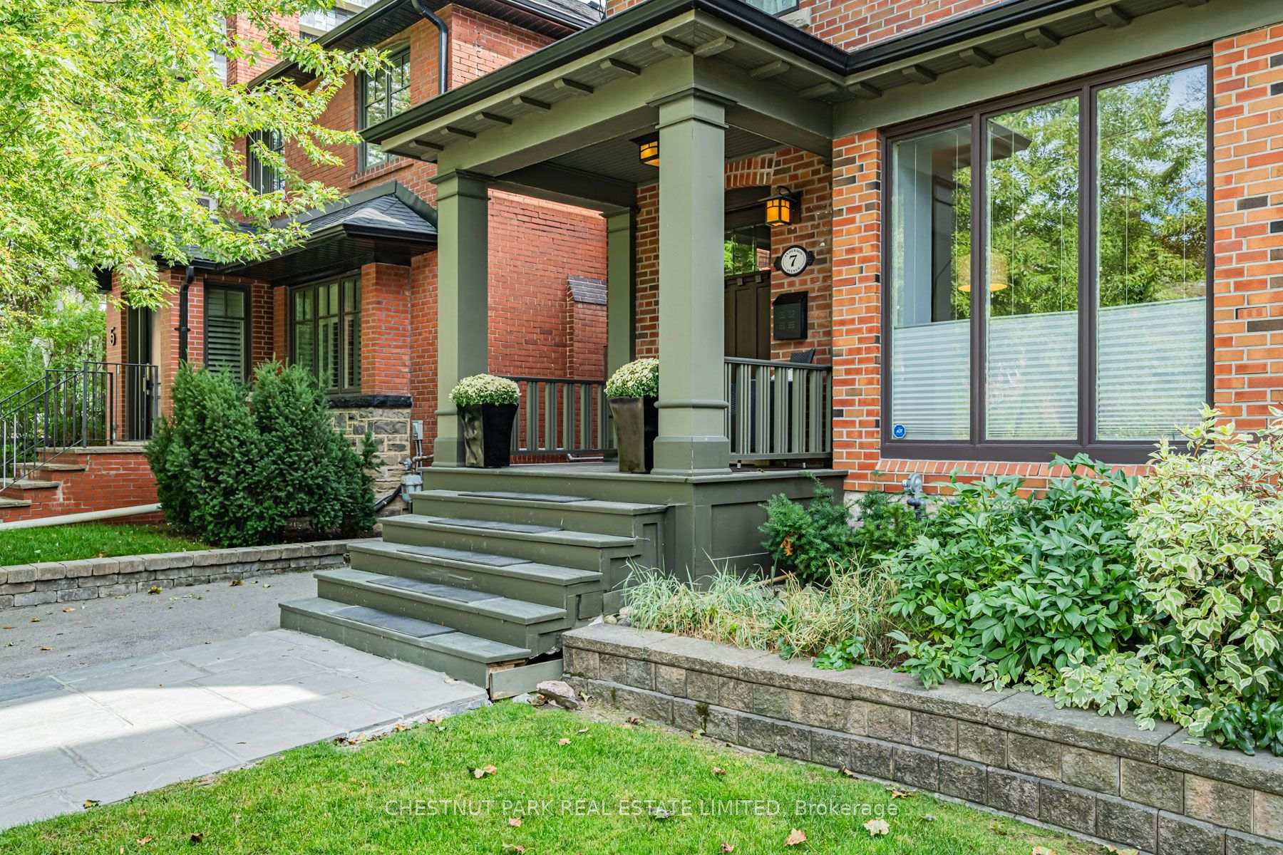 Photo 3 of 7 Anderson Avenue, Toronto, Yonge-Eglinton — HOMEH