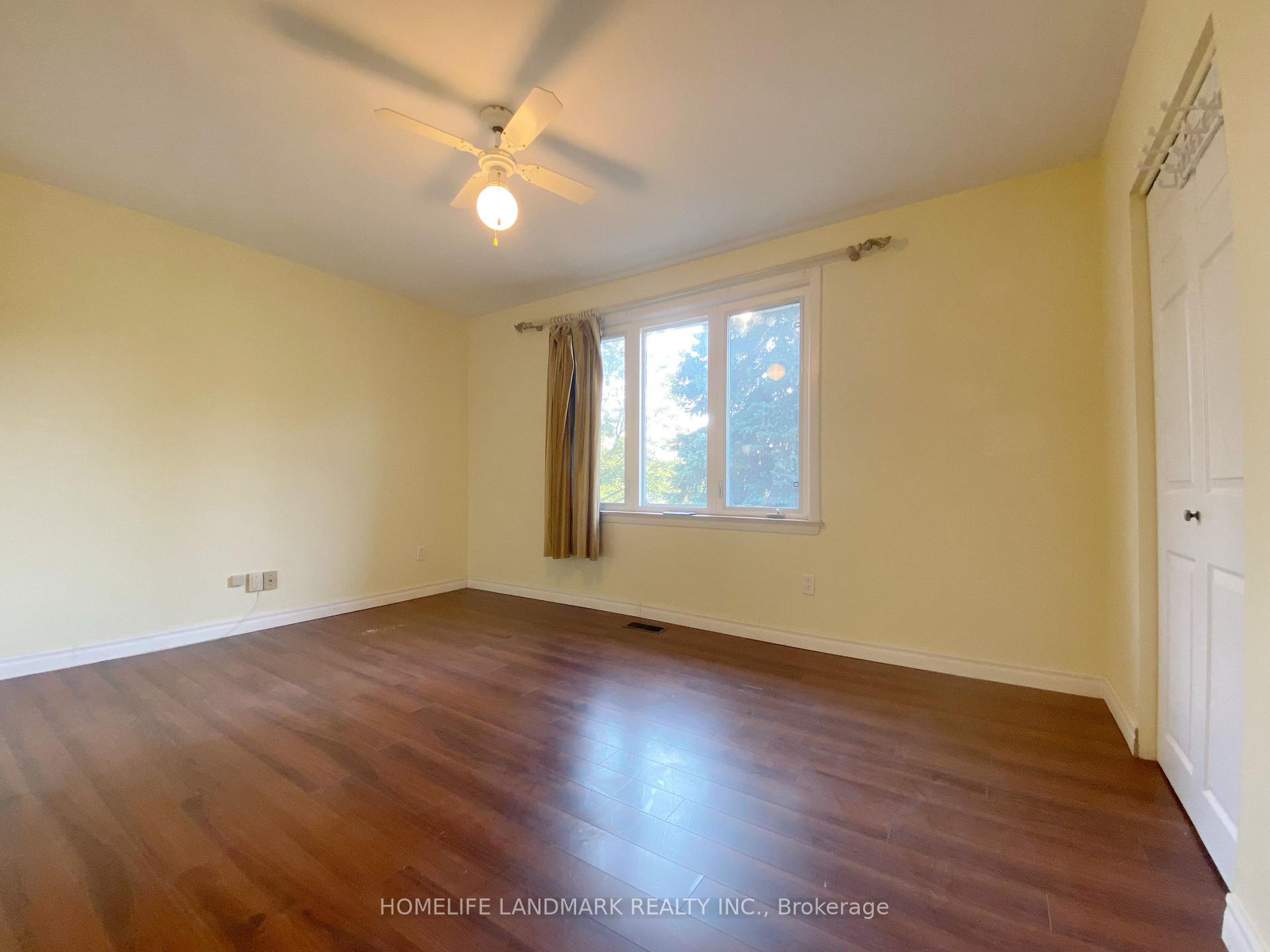 Photo 6 of 12 Lehar Crescent, North York, Hillcrest Village — HOMEH
