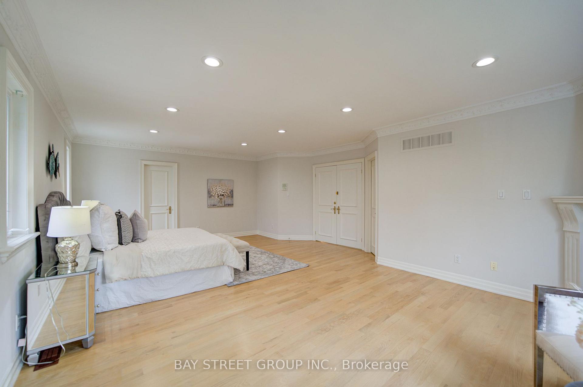 Photo 34 of 58 Bowan Court, North York, Bayview Woods-Steeles — HOMEH
