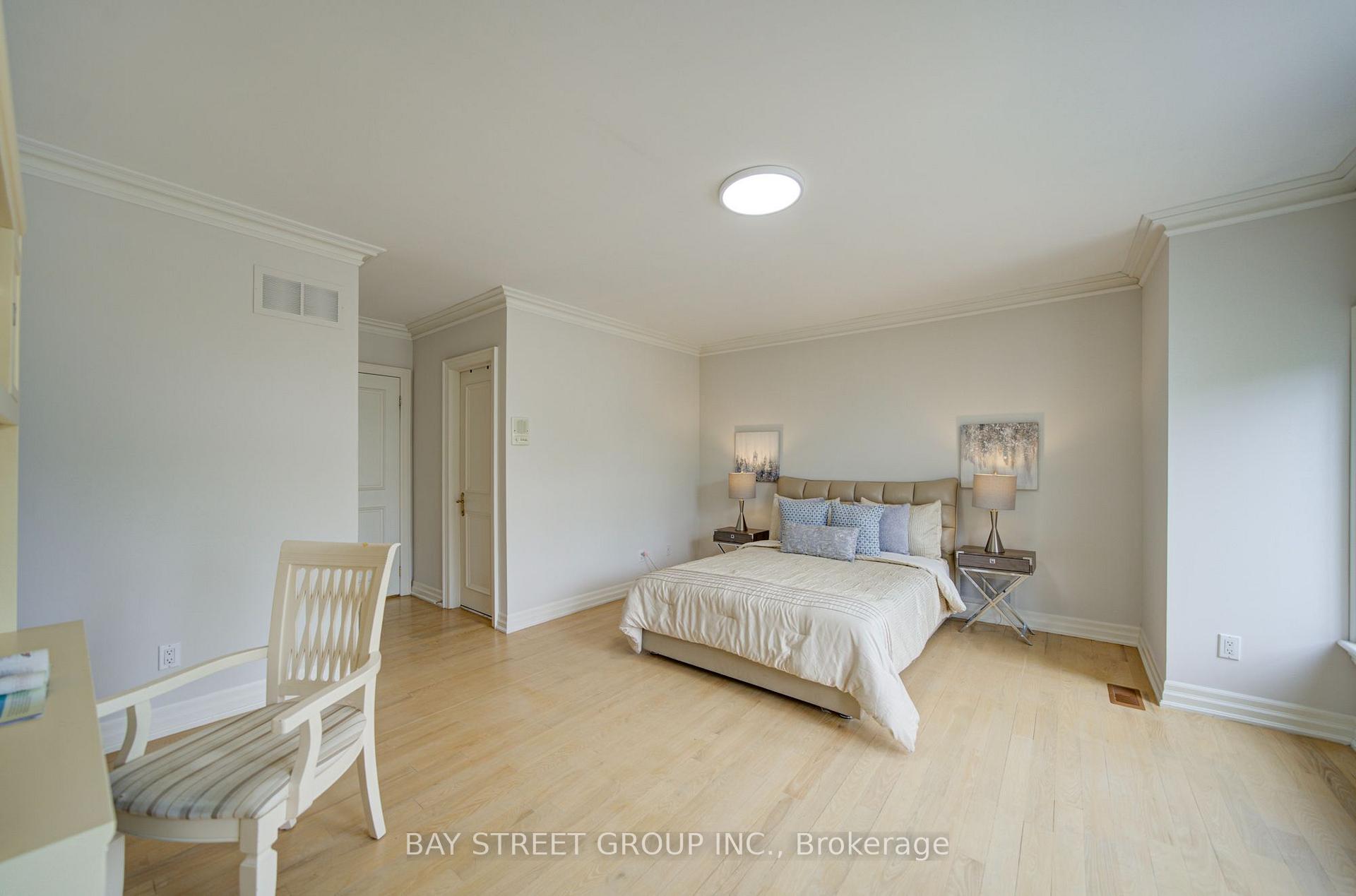 Photo 37 of 58 Bowan Court, North York, Bayview Woods-Steeles — HOMEH