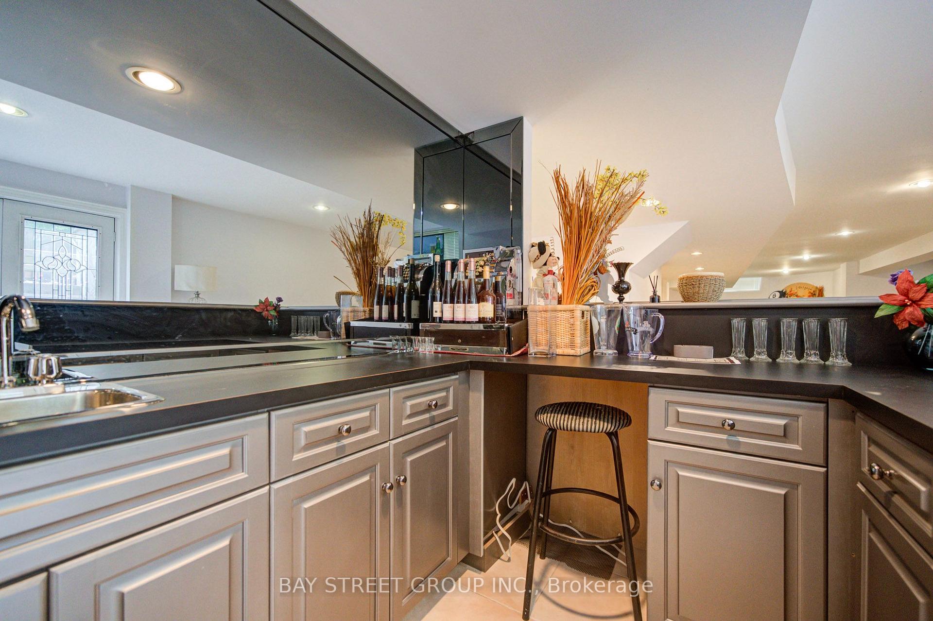 Photo 38 of 58 Bowan Court, North York, Bayview Woods-Steeles — HOMEH