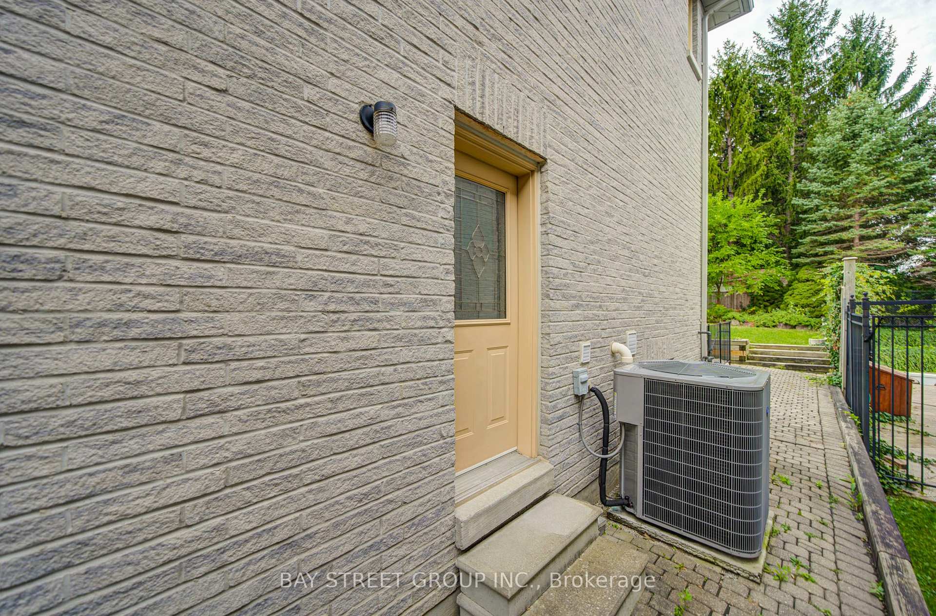 Photo 46 of 58 Bowan Court, North York, Bayview Woods-Steeles — HOMEH