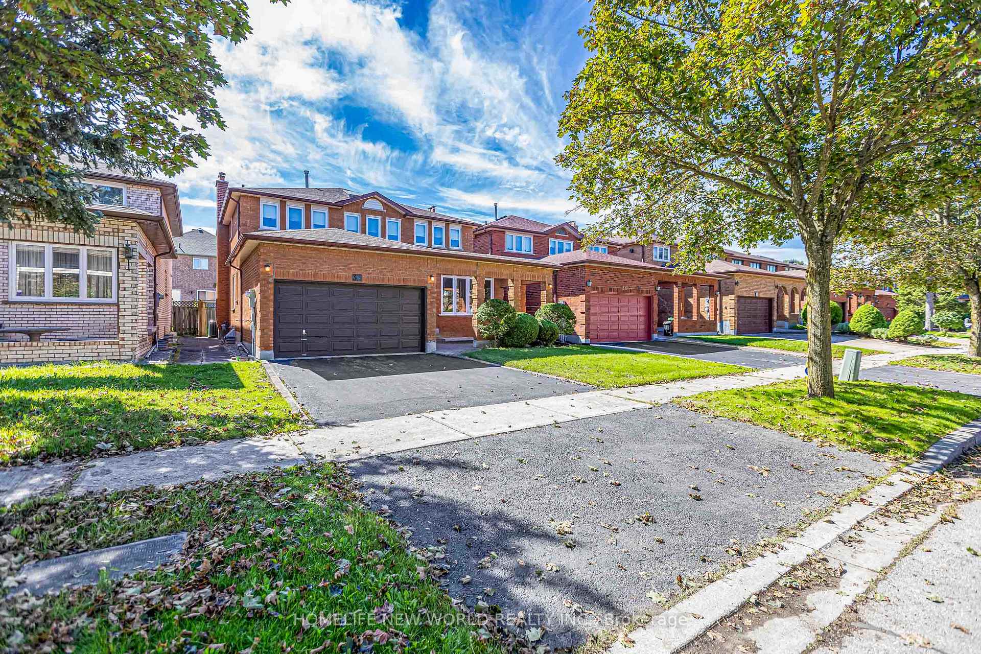 Photo 2 of 36 Purcell Square, Scarborough, Steeles — HOMEH