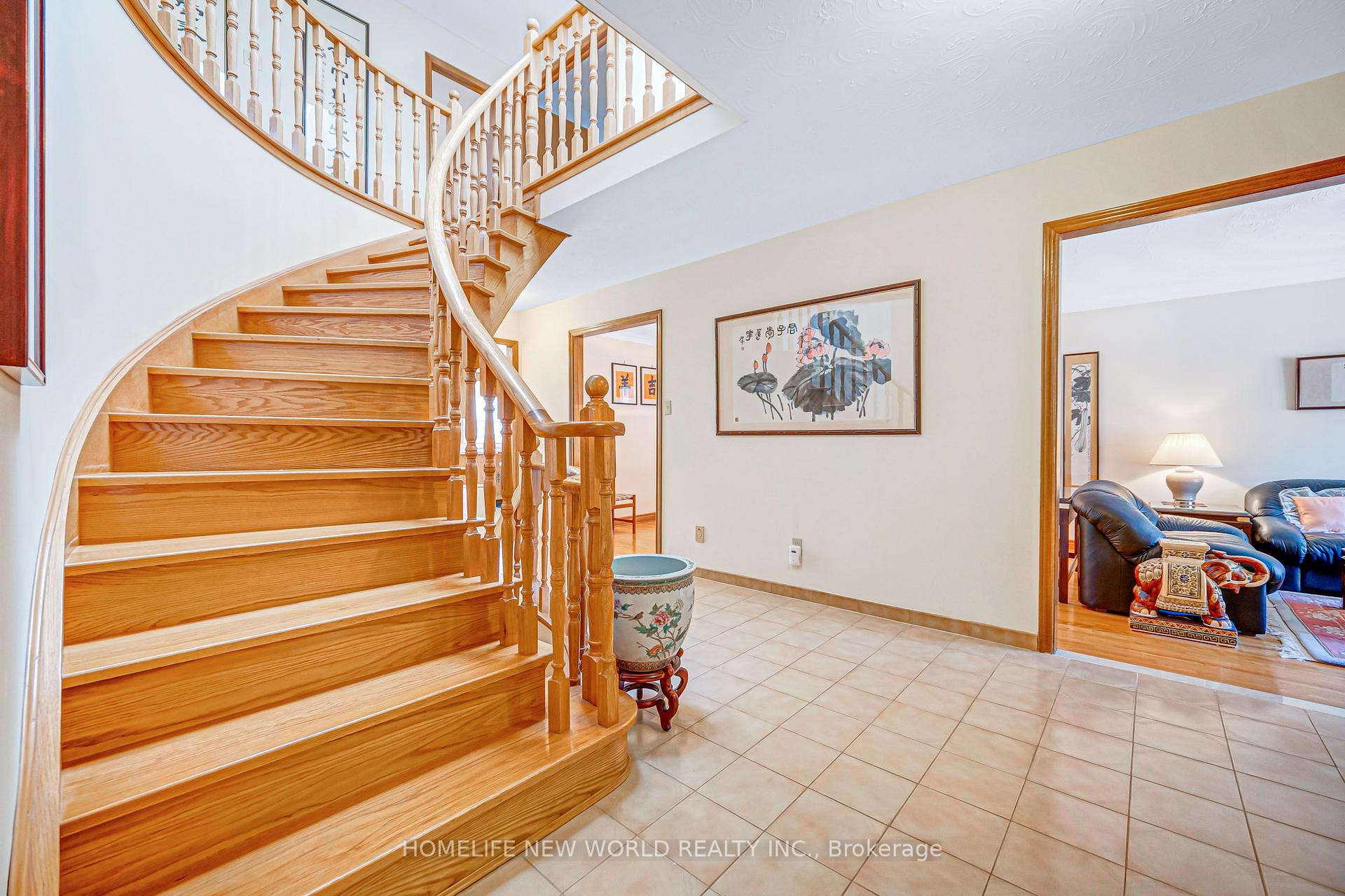 Photo 4 of 36 Purcell Square, Scarborough, Steeles — HOMEH