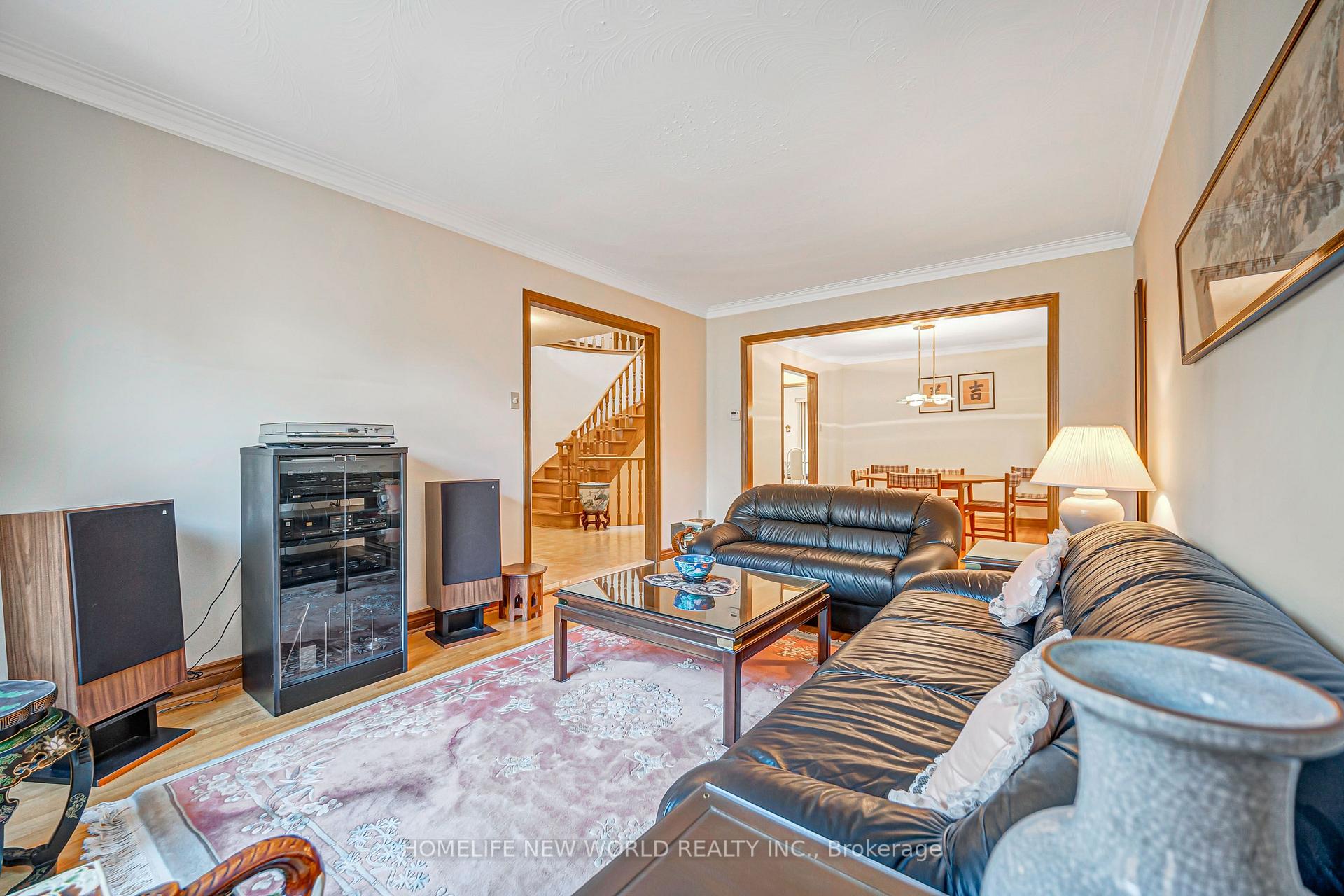Photo 7 of 36 Purcell Square, Scarborough, Steeles — HOMEH