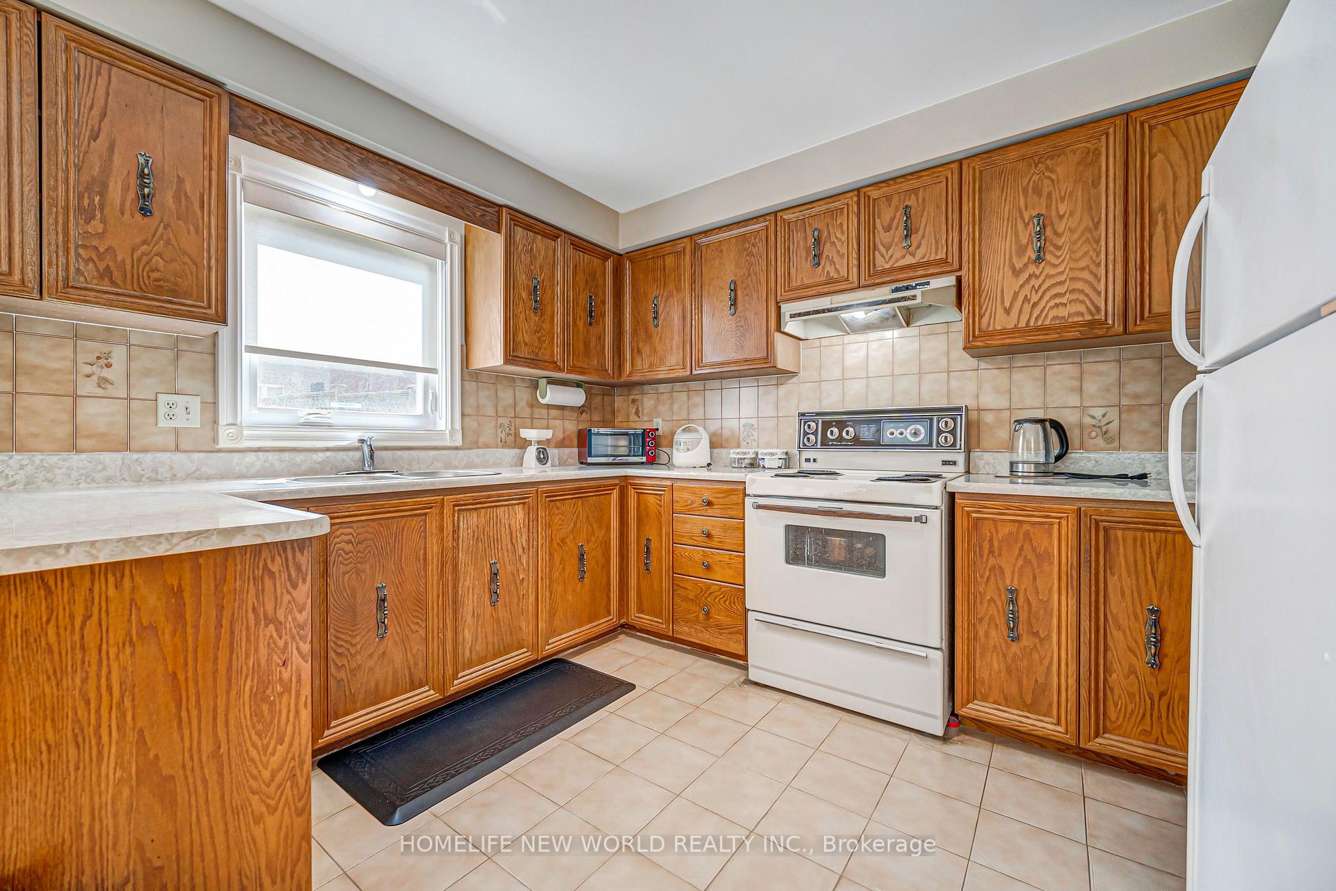 Photo 15 of 36 Purcell Square, Scarborough, Steeles — HOMEH